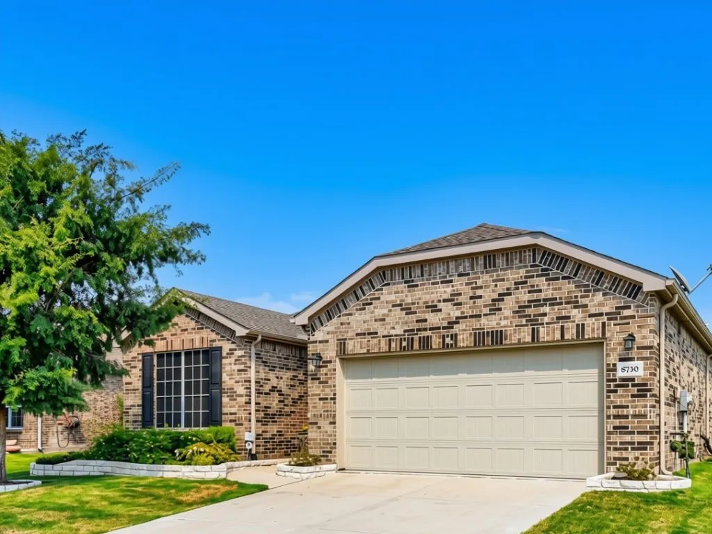 Single Family Residence For Sale in Denton County , 8730 Silent River Road, Frisco, Texas 75036, 2 Bedroom, 2 Bathroom, 2 Garage spaces, 1,840 Sqft, built in 2019, mls#21347485, Real Estate Agent in Frisco, Homes For Sale in Denton county, Homes For Sale in Frisco, Realtor in Frisco Texas, Real Estate Brokerage Independent Realty Texas, Luminita Cordes Realtor
