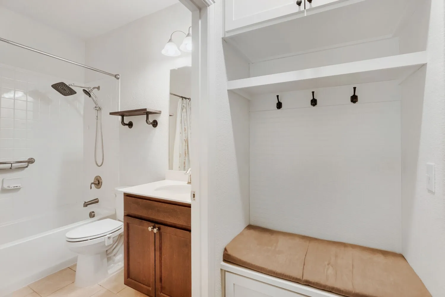 Single Family Residence For Sale in Denton County , 8730 Silent River Road, Frisco, Texas 75036, 2 Bedroom, 2 Bathroom, 2 Garage spaces, 1,840 Sqft, built in 2019, mls#21347485, Real Estate Agent in Frisco, Homes For Sale in Denton county, Homes For Sale in Frisco, Realtor in Frisco Texas, Real Estate Brokerage Independent Realty Texas, Luminita Cordes Realtor