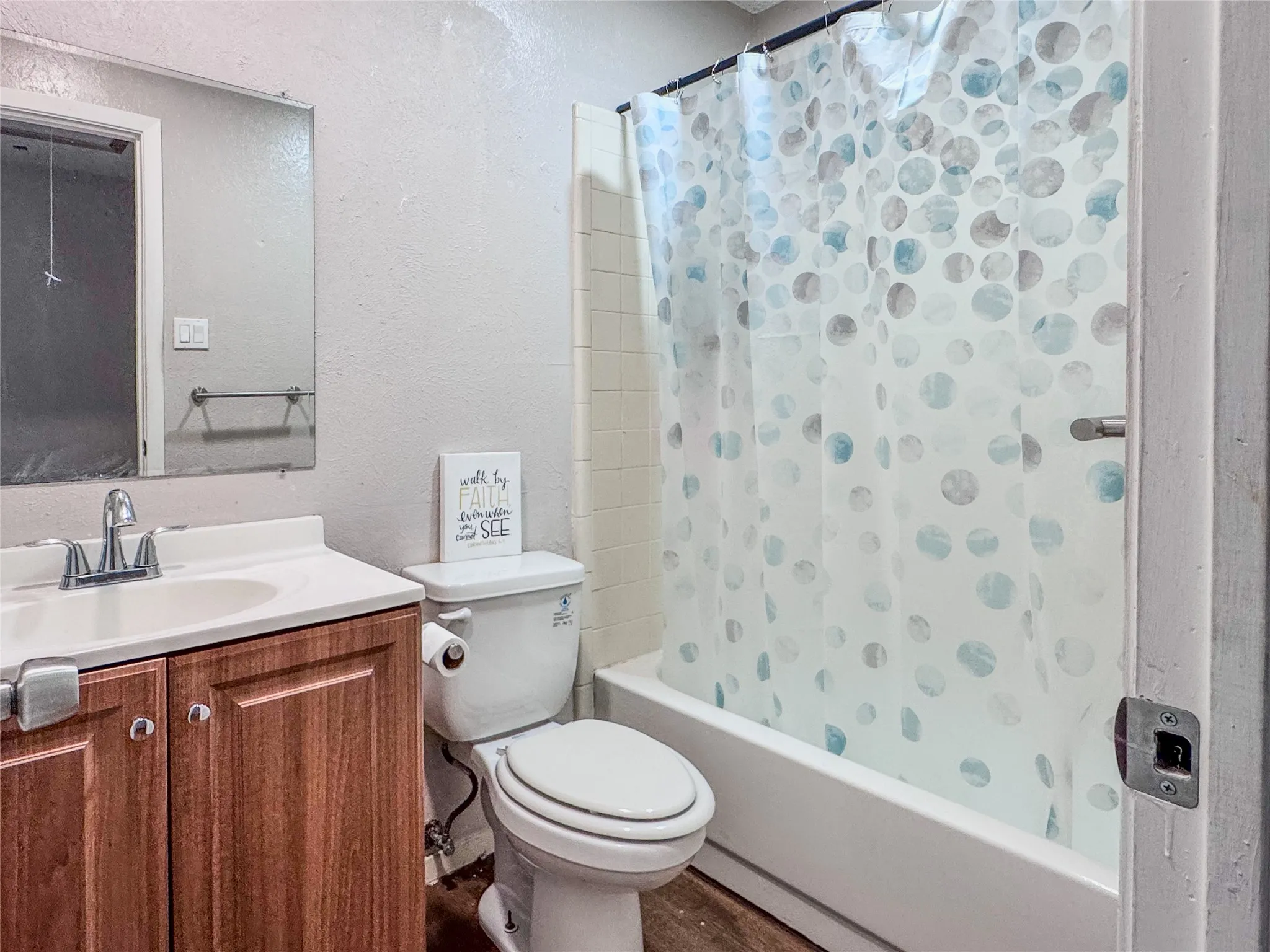 Single Family Residence For Sale in Dallas County , 1508 Pocono Trail, Dallas, Texas 75217, 3 Bedroom, 2 Bathroom, Garage spaces, 1,110 Sqft, built in 1982, mls#21373046, Real Estate Agent in Dallas, Homes For Sale in Dallas county, Homes For Sale in Dallas, Realtor in Dallas Texas, Real Estate Brokerage Independent Realty Texas, Luminita Cordes Realtor
