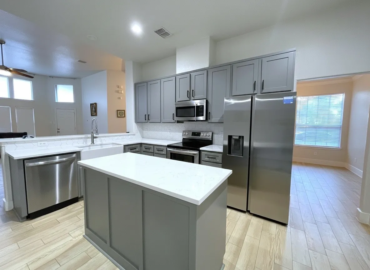 Single Family Residence For Rent in Denton County , 5962 Country View Lane, Frisco, Texas 75036, 3 Bedroom, 2 Bathroom, 2 Garage spaces, 2,097 Sqft, built in 2004, mls#21373115, Real Estate Agent in Frisco, Homes For Rent in Denton county, Homes For Rent in Frisco, Realtor in Frisco Texas, Real Estate Brokerage Independent Realty Texas, Luminita Cordes Realtor