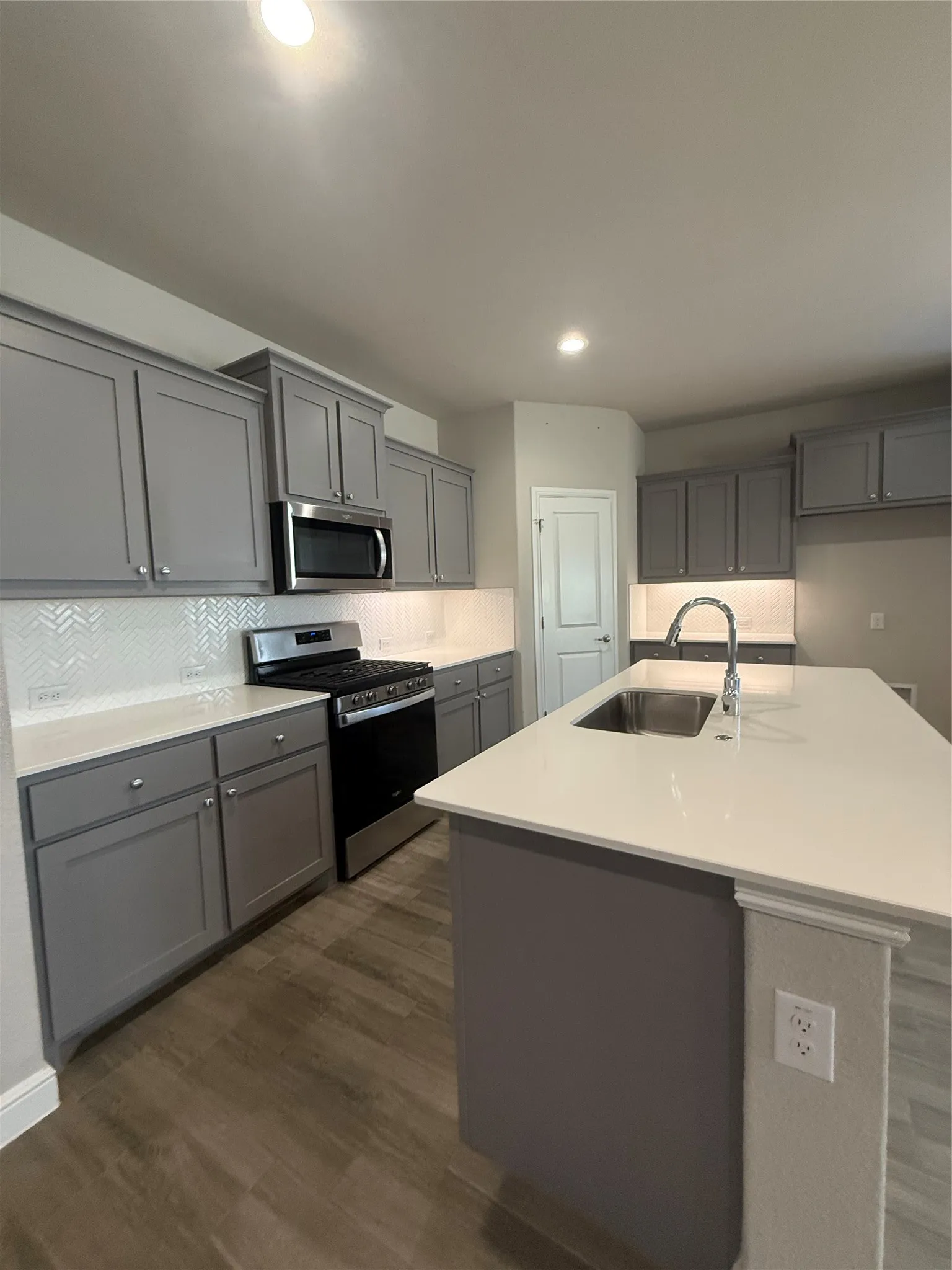 Single Family Residence For Rent in Parker County , 1232 Kerrville Lane, Weatherford, Texas 76087, 4 Bedroom, 2 Bathroom, 2 Garage spaces, 2,110 Sqft, built in 2021, mls#21373313, Real Estate Agent in Weatherford, Homes For Rent in Parker county, Homes For Rent in Weatherford, Realtor in Weatherford Texas, Real Estate Brokerage Independent Realty Texas, Luminita Cordes Realtor