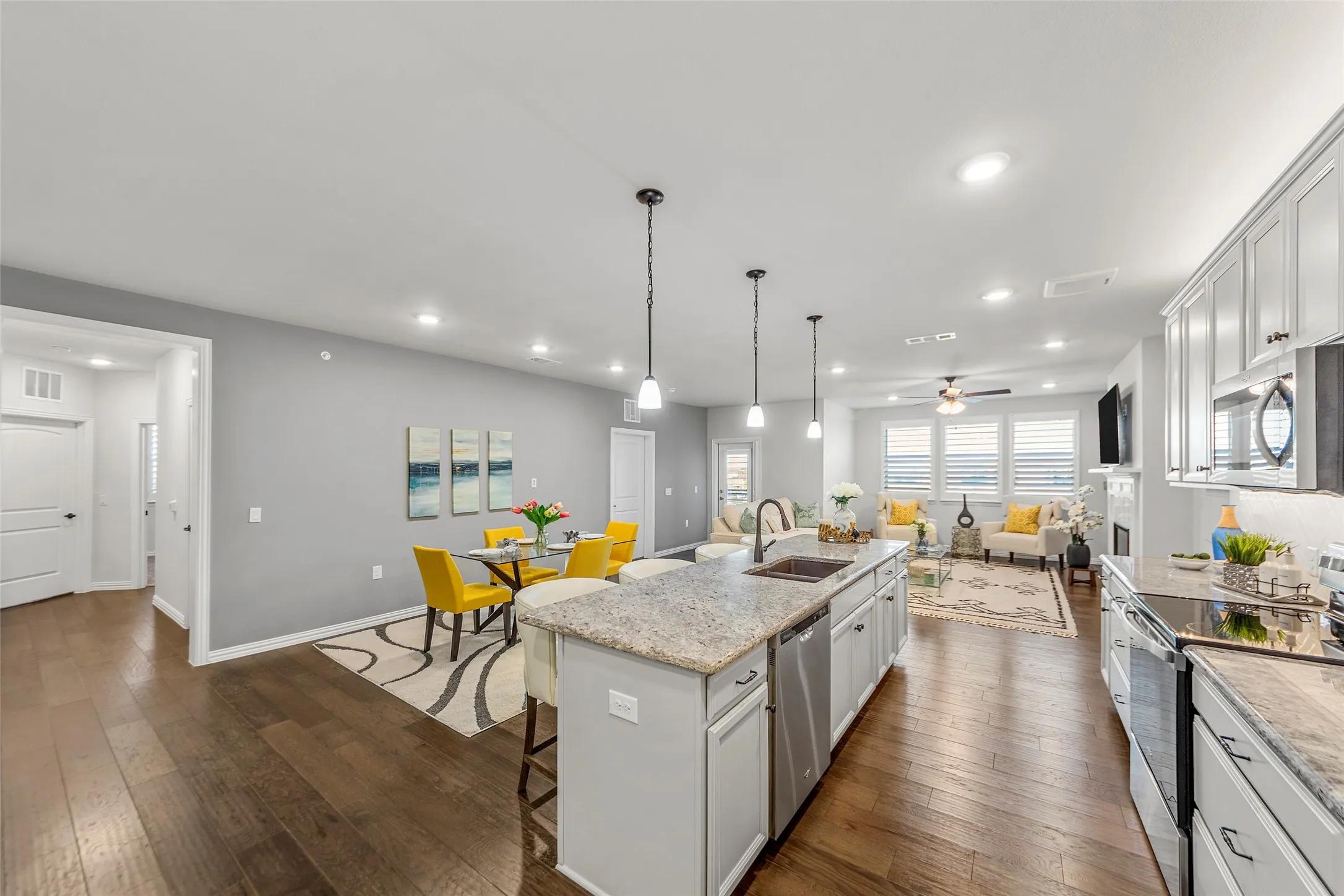 Condominium For Sale in Collin County , 651 N Watters Road 5407, Allen, Texas 75013, 3 Bedroom, 2 Bathroom, 1 Garage spaces, 1,884 Sqft, built in 2020, mls#21373288, Real Estate Agent in Allen, Homes For Sale in Collin county, Homes For Sale in Allen, Realtor in Allen Texas, Real Estate Brokerage Independent Realty Texas, Luminita Cordes Realtor