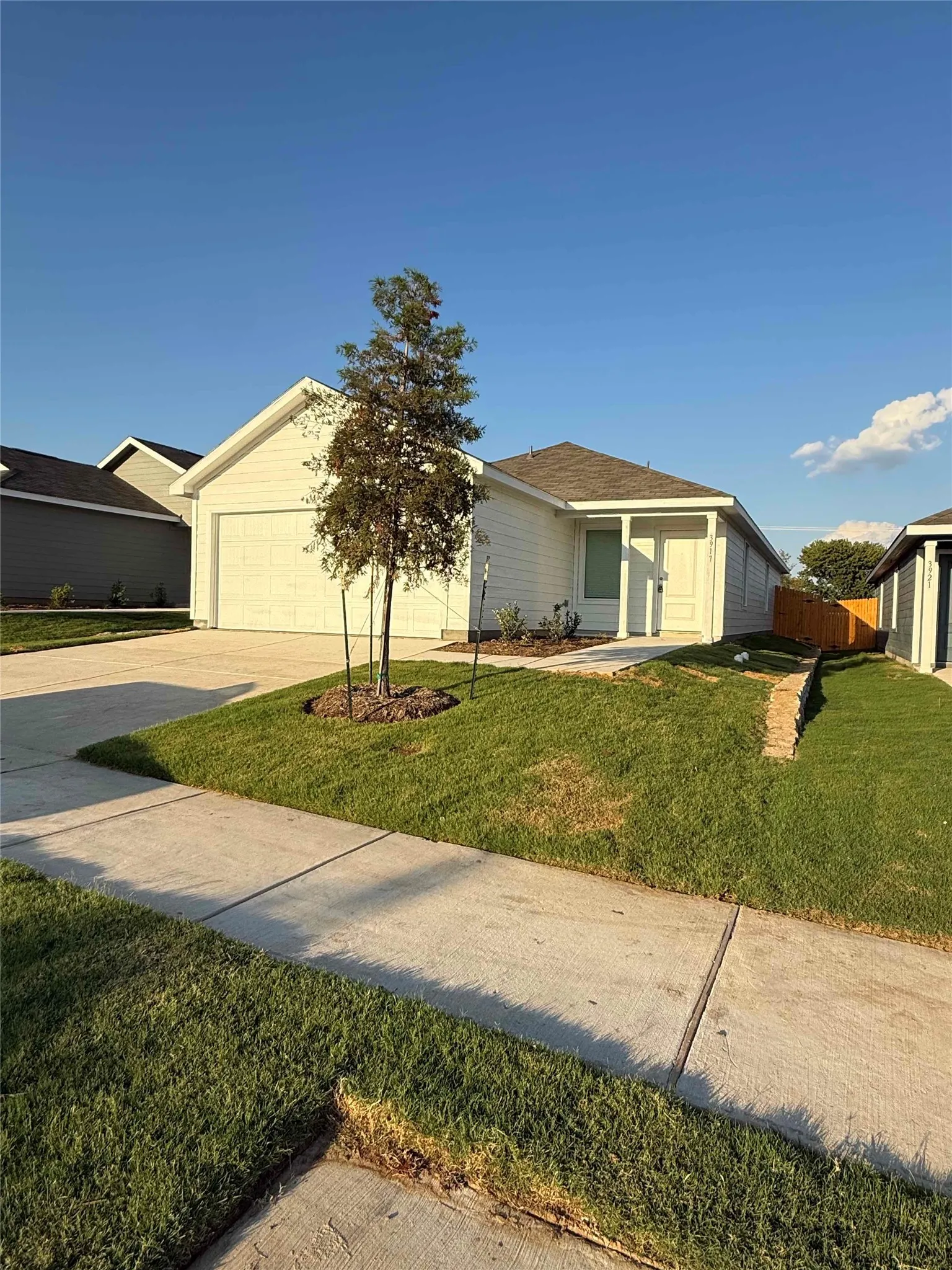 Single Family Residence For Rent in Grayson County , 3917 Superior Place, Sherman, Texas 75090, 4 Bedroom, 2 Bathroom, 2 Garage spaces, 1,600 Sqft, built in 2026, mls#21373348, Real Estate Agent in Sherman, Homes For Rent in Grayson county, Homes For Rent in Sherman, Realtor in Sherman Texas, Real Estate Brokerage Independent Realty Texas, Luminita Cordes Realtor