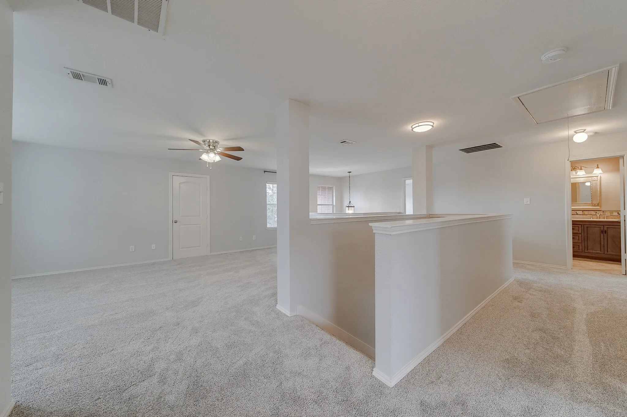 Single Family Residence For Sale in Collin County , 9220 Harrisburg Lane, Mc Kinney, Texas 75071, 5 Bedroom, 3 Bathroom, 2 Garage spaces, 3,178 Sqft, built in 2000, mls#21373350, Real Estate Agent in Mc Kinney, Homes For Sale in Collin county, Homes For Sale in Mc Kinney, Realtor in Mc Kinney Texas, Real Estate Brokerage Independent Realty Texas, Luminita Cordes Realtor