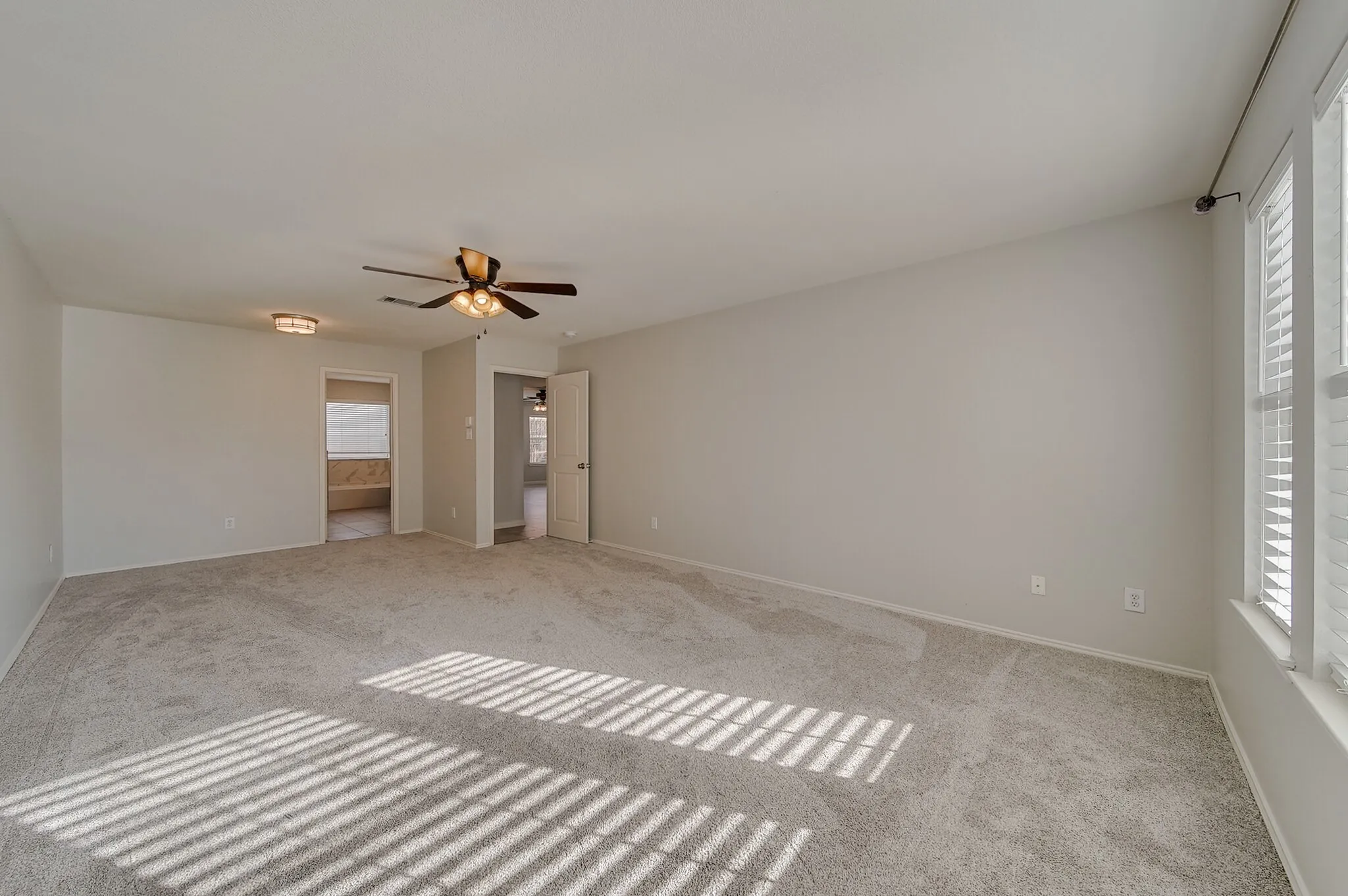 Single Family Residence For Sale in Collin County , 9220 Harrisburg Lane, Mc Kinney, Texas 75071, 5 Bedroom, 3 Bathroom, 2 Garage spaces, 3,178 Sqft, built in 2000, mls#21373350, Real Estate Agent in Mc Kinney, Homes For Sale in Collin county, Homes For Sale in Mc Kinney, Realtor in Mc Kinney Texas, Real Estate Brokerage Independent Realty Texas, Luminita Cordes Realtor