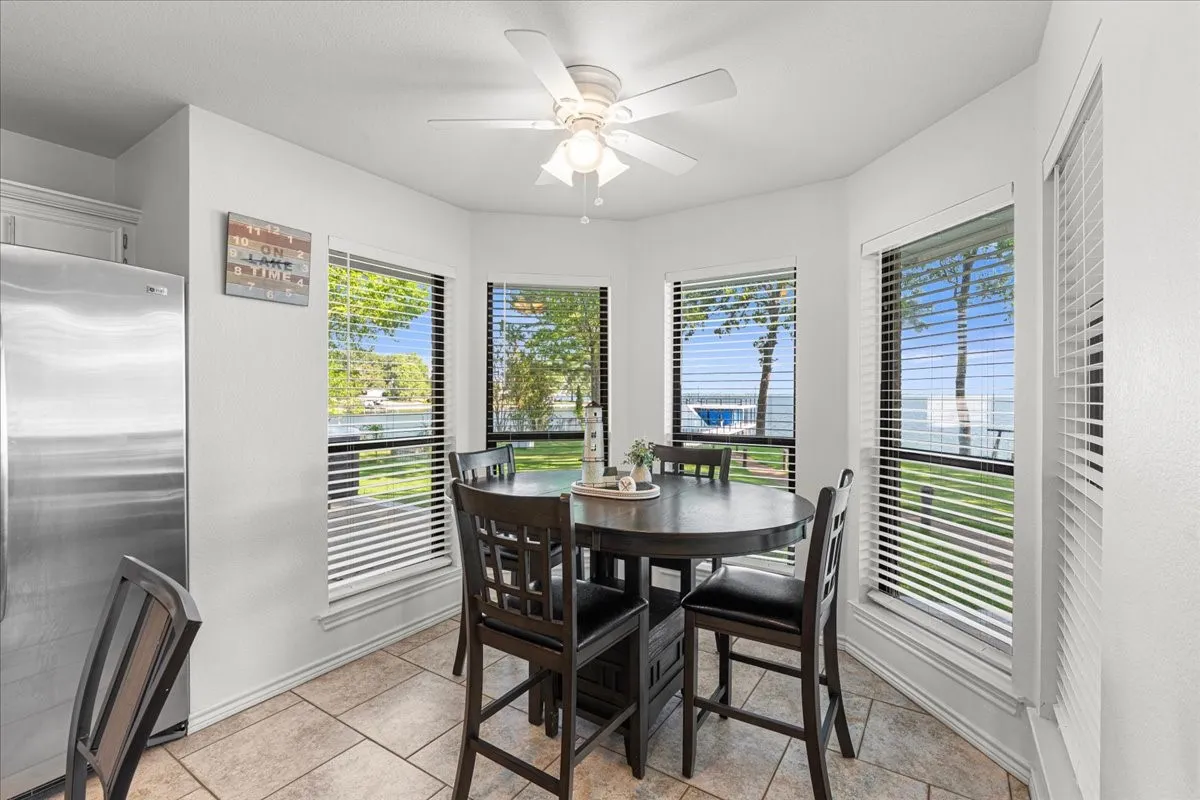 Single Family Residence For Sale in Freestone County , 122 Knights Circle, Streetman, Texas 75859, 3 Bedroom, 2 Bathroom, 2 Garage spaces, 1,584 Sqft, built in 1999, mls#21373117, Real Estate Agent in Streetman, Homes For Sale in Freestone county, Homes For Sale in Streetman, Realtor in Streetman Texas, Real Estate Brokerage Independent Realty Texas, Luminita Cordes Realtor