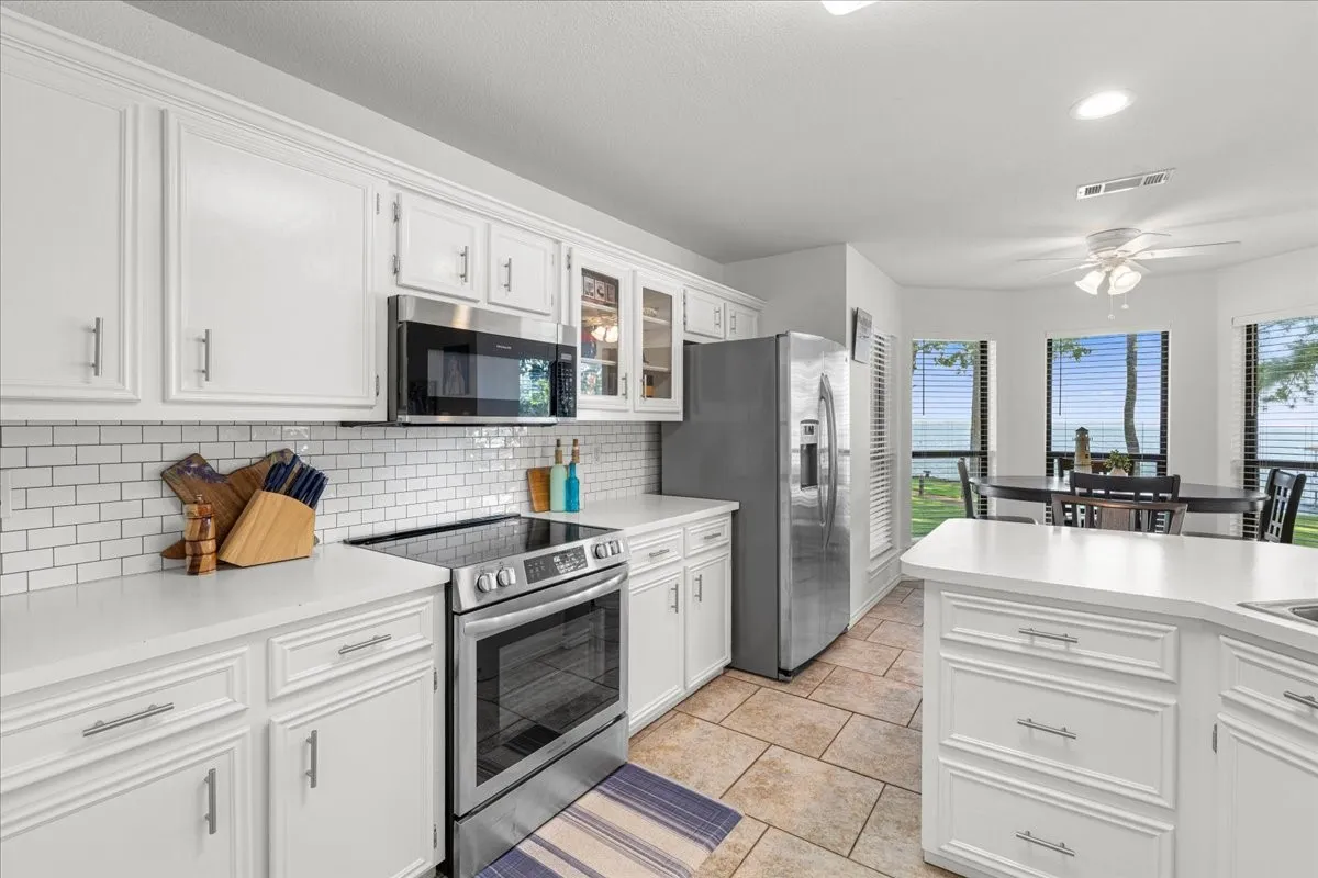 Single Family Residence For Sale in Freestone County , 122 Knights Circle, Streetman, Texas 75859, 3 Bedroom, 2 Bathroom, 2 Garage spaces, 1,584 Sqft, built in 1999, mls#21373117, Real Estate Agent in Streetman, Homes For Sale in Freestone county, Homes For Sale in Streetman, Realtor in Streetman Texas, Real Estate Brokerage Independent Realty Texas, Luminita Cordes Realtor