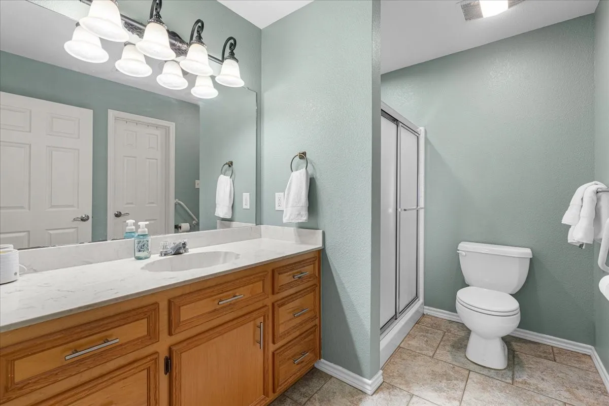 Single Family Residence For Sale in Freestone County , 122 Knights Circle, Streetman, Texas 75859, 3 Bedroom, 2 Bathroom, 2 Garage spaces, 1,584 Sqft, built in 1999, mls#21373117, Real Estate Agent in Streetman, Homes For Sale in Freestone county, Homes For Sale in Streetman, Realtor in Streetman Texas, Real Estate Brokerage Independent Realty Texas, Luminita Cordes Realtor
