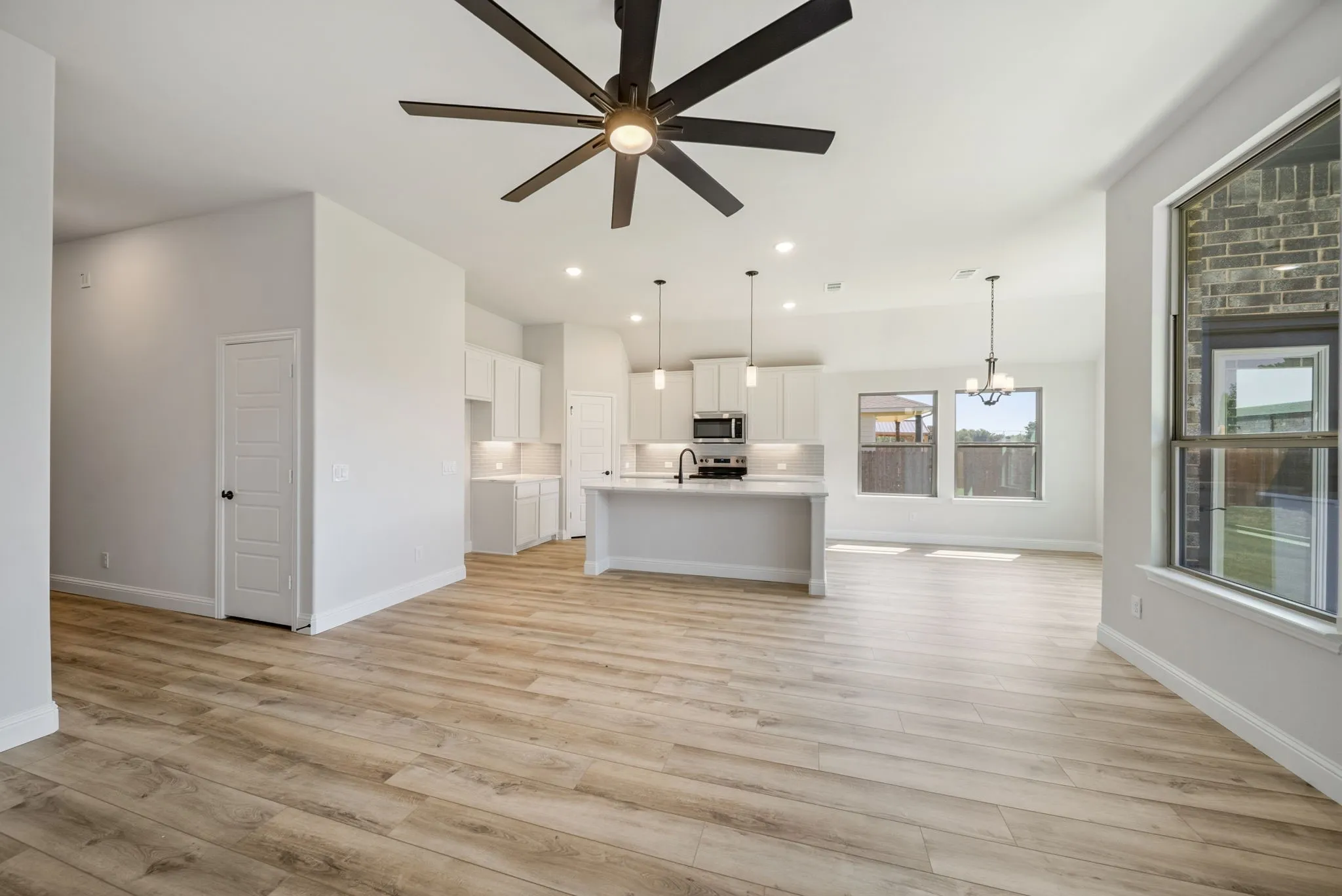 Single Family Residence For Rent in Grayson County , 606 Austen Avenue, Tioga, Texas 76271, 3 Bedroom, 2 Bathroom, 2 Garage spaces, 1,628 Sqft, built in 2026, mls#21373335, Real Estate Agent in Tioga, Homes For Rent in Grayson county, Homes For Rent in Tioga, Realtor in Tioga Texas, Real Estate Brokerage Independent Realty Texas, Luminita Cordes Realtor