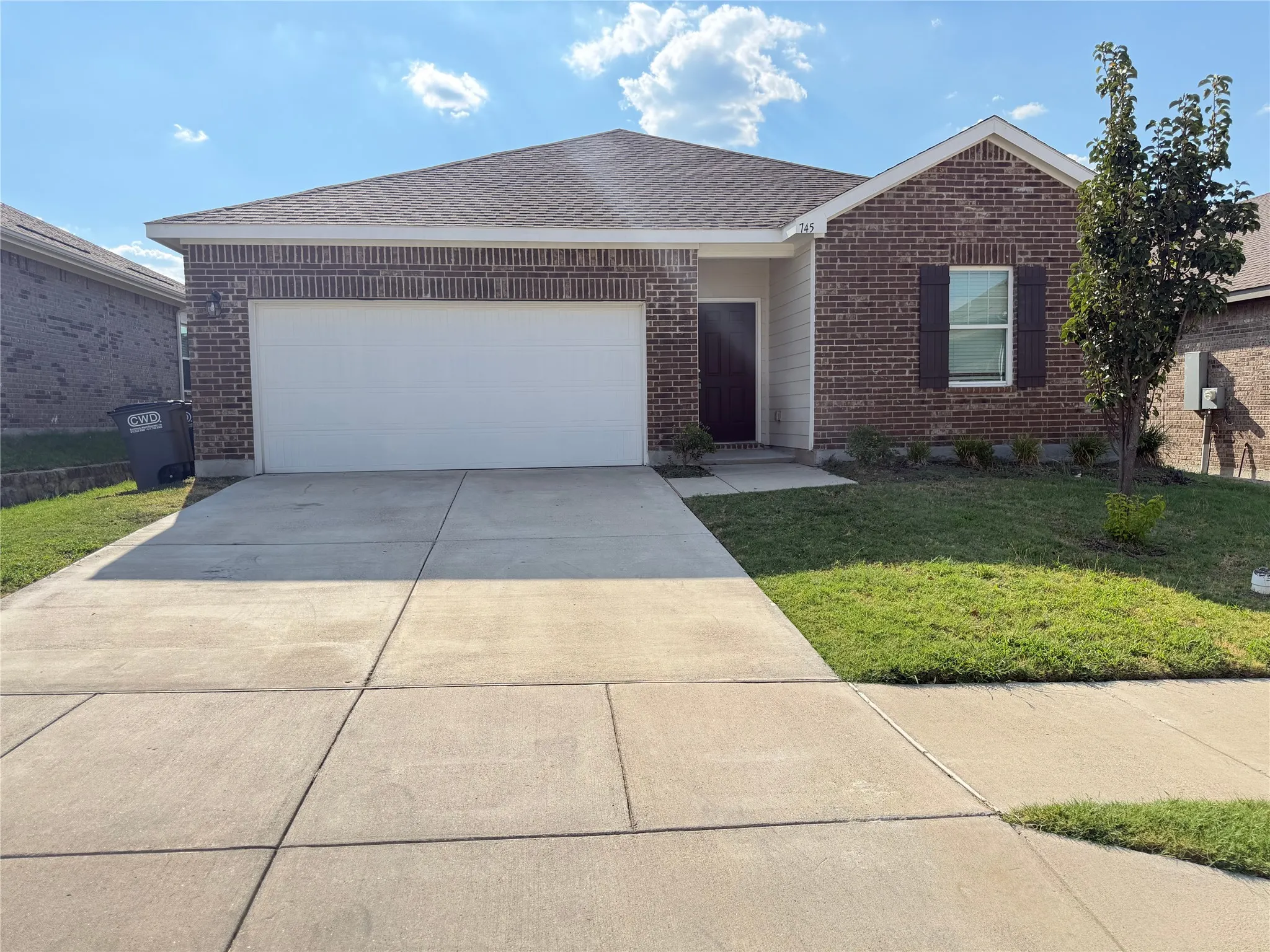 Single Family Residence For Rent in Collin County , 745 Richmond Drive, Lavon, Texas 75166, 3 Bedroom, 2 Bathroom, 2 Garage spaces, 1,591 Sqft, built in 2021, mls#21373362, Real Estate Agent in Lavon, Homes For Rent in Collin county, Homes For Rent in Lavon, Realtor in Lavon Texas, Real Estate Brokerage Independent Realty Texas, Luminita Cordes Realtor