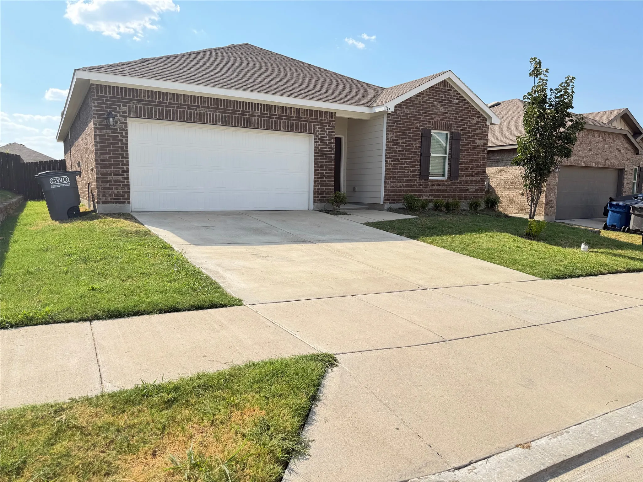 Single Family Residence For Rent in Collin County , 745 Richmond Drive, Lavon, Texas 75166, 3 Bedroom, 2 Bathroom, 2 Garage spaces, 1,591 Sqft, built in 2021, mls#21373362, Real Estate Agent in Lavon, Homes For Rent in Collin county, Homes For Rent in Lavon, Realtor in Lavon Texas, Real Estate Brokerage Independent Realty Texas, Luminita Cordes Realtor
