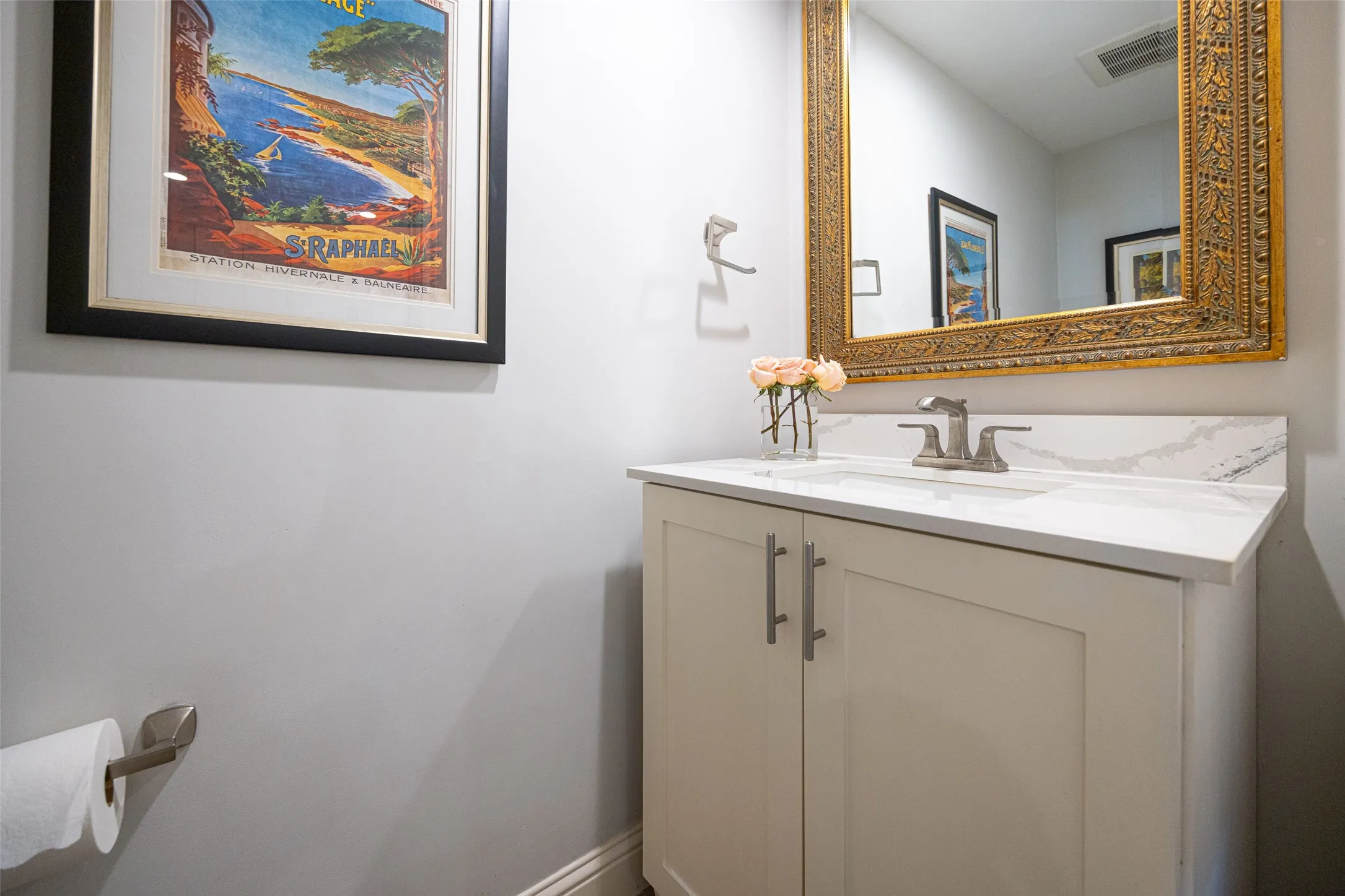 Condominium For Sale in Dallas County , 7424 W Northwest Highway 9, Dallas, Texas 75225, 2 Bedroom, 3 Bathroom, Garage spaces, 1,522 Sqft, built in 1964, mls#21367300, Real Estate Agent in Dallas, Homes For Sale in Dallas county, Homes For Sale in Dallas, Realtor in Dallas Texas, Real Estate Brokerage Independent Realty Texas, Luminita Cordes Realtor