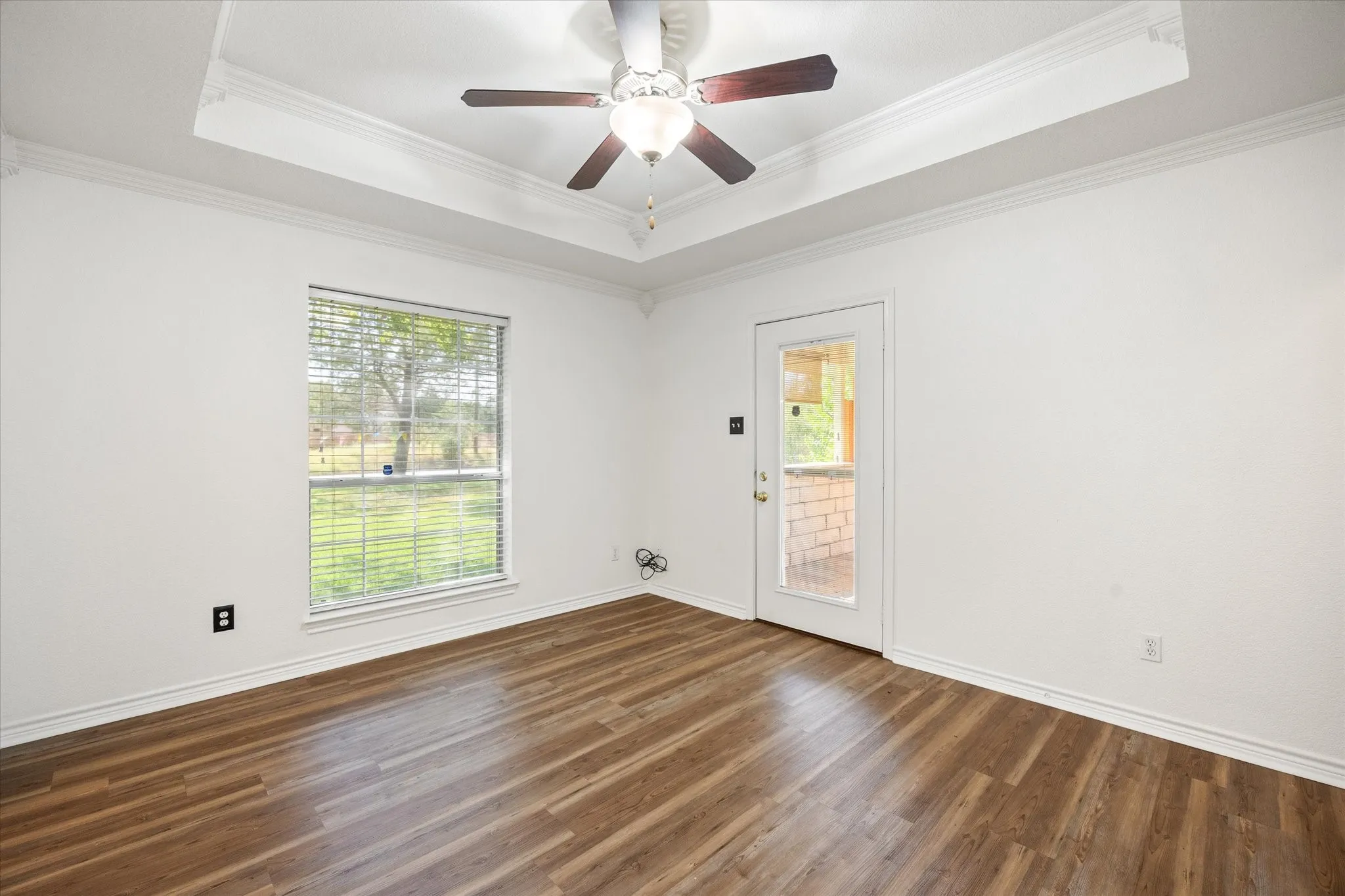 Flex room could be used as dining room or den