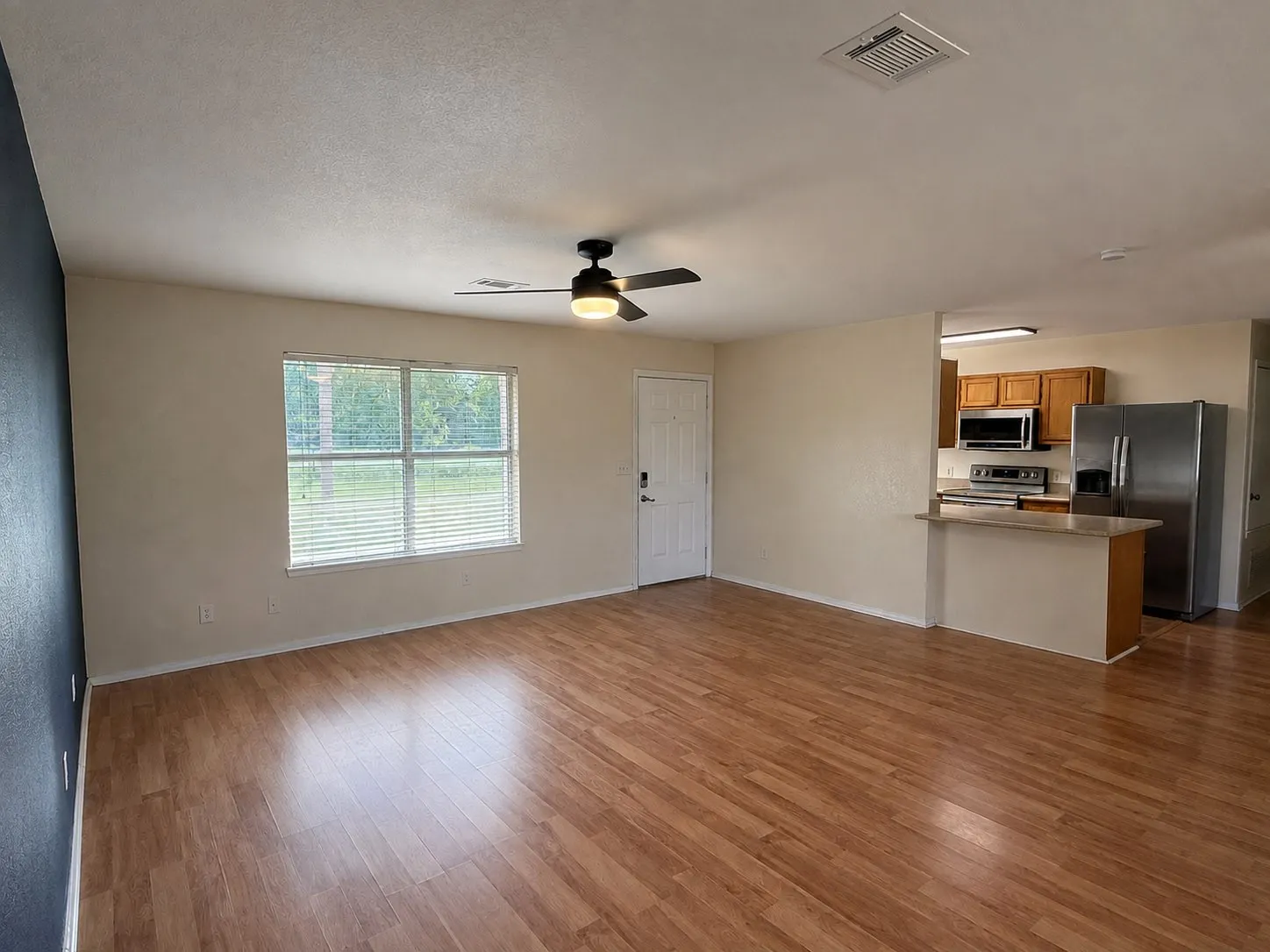 Single Family Residence For Sale in Hood County , 513 Ranch Road, Granbury, Texas 76049, 3 Bedroom, 2 Bathroom, 2 Garage spaces, 1,440 Sqft, built in 1996, mls#21373374, Real Estate Agent in Granbury, Homes For Sale in Hood county, Homes For Sale in Granbury, Realtor in Granbury Texas, Real Estate Brokerage Independent Realty Texas, Luminita Cordes Realtor