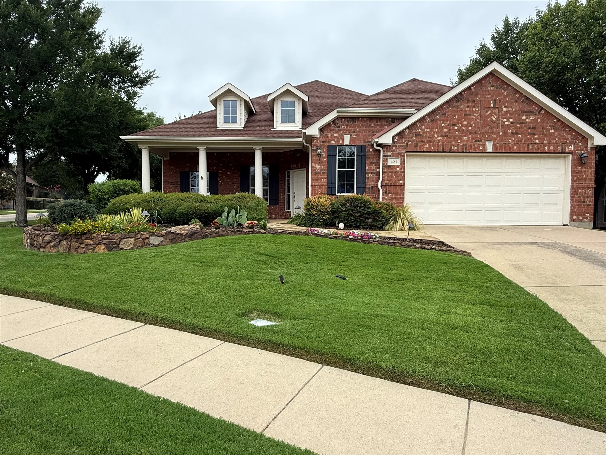 Single Family Residence For Rent in Collin County , 454 Long Cove Drive, Fairview, Texas 75069, 2 Bedroom, 3 Bathroom, 2 Garage spaces, 2,241 Sqft, built in 2005, mls#21373375, Real Estate Agent in Fairview, Homes For Rent in Collin county, Homes For Rent in Fairview, Realtor in Fairview Texas, Real Estate Brokerage Independent Realty Texas, Luminita Cordes Realtor