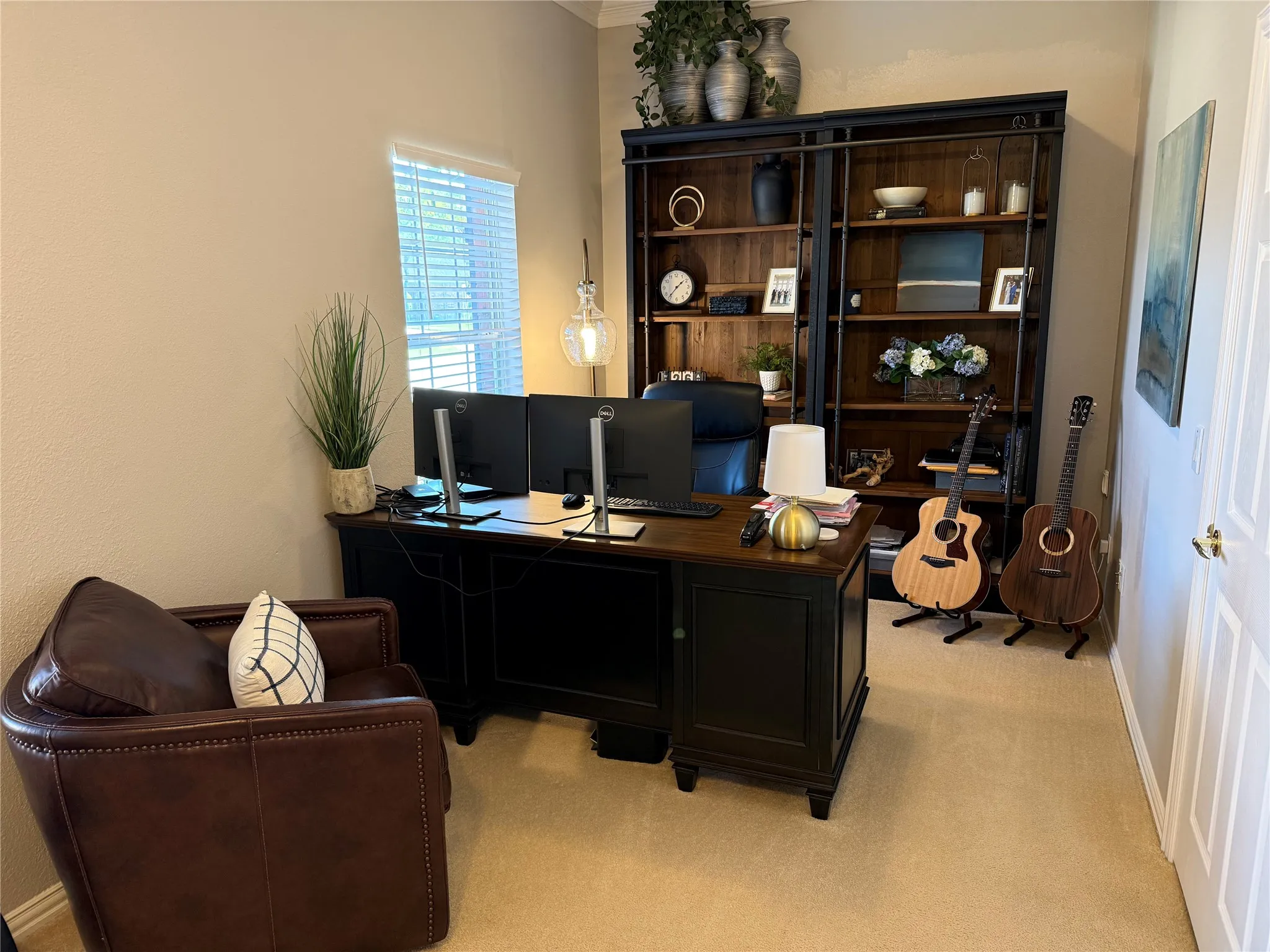 Single Family Residence For Rent in Collin County , 454 Long Cove Drive, Fairview, Texas 75069, 2 Bedroom, 3 Bathroom, 2 Garage spaces, 2,241 Sqft, built in 2005, mls#21373375, Real Estate Agent in Fairview, Homes For Rent in Collin county, Homes For Rent in Fairview, Realtor in Fairview Texas, Real Estate Brokerage Independent Realty Texas, Luminita Cordes Realtor