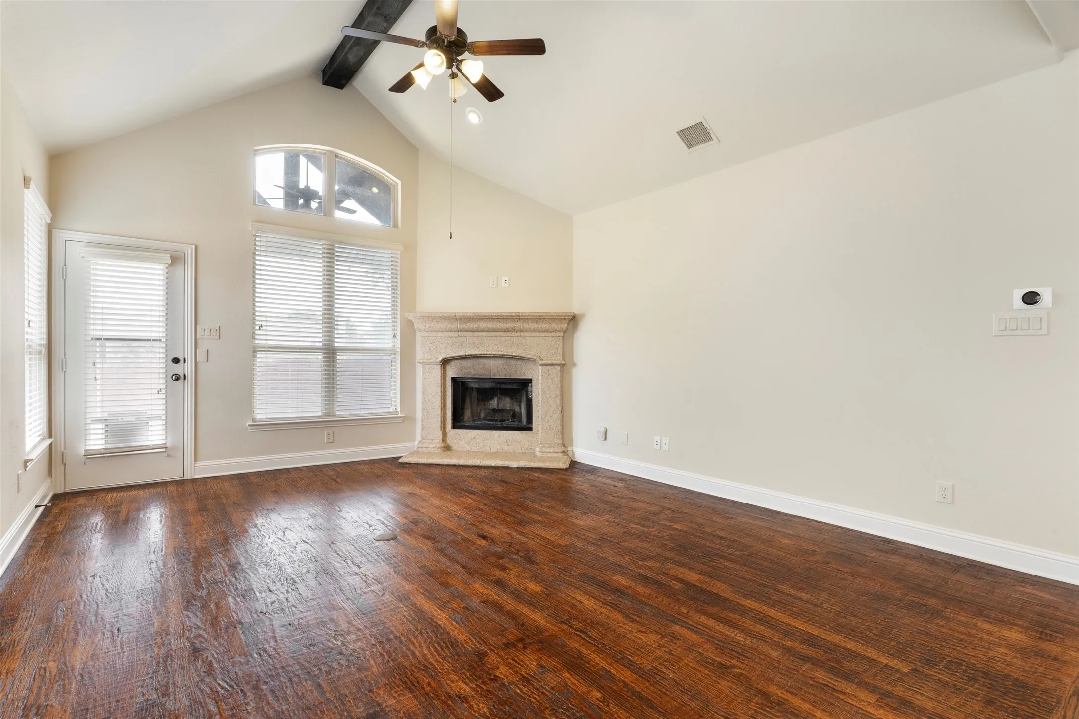 Single Family Residence For Sale in Collin County , 2264 Catherine Lane, Mc Kinney, Texas 75071, 3 Bedroom, 2 Bathroom, 2 Garage spaces, 1,810 Sqft, built in 2011, mls#21373220, Real Estate Agent in Mc Kinney, Homes For Sale in Collin county, Homes For Sale in Mc Kinney, Realtor in Mc Kinney Texas, Real Estate Brokerage Independent Realty Texas, Luminita Cordes Realtor