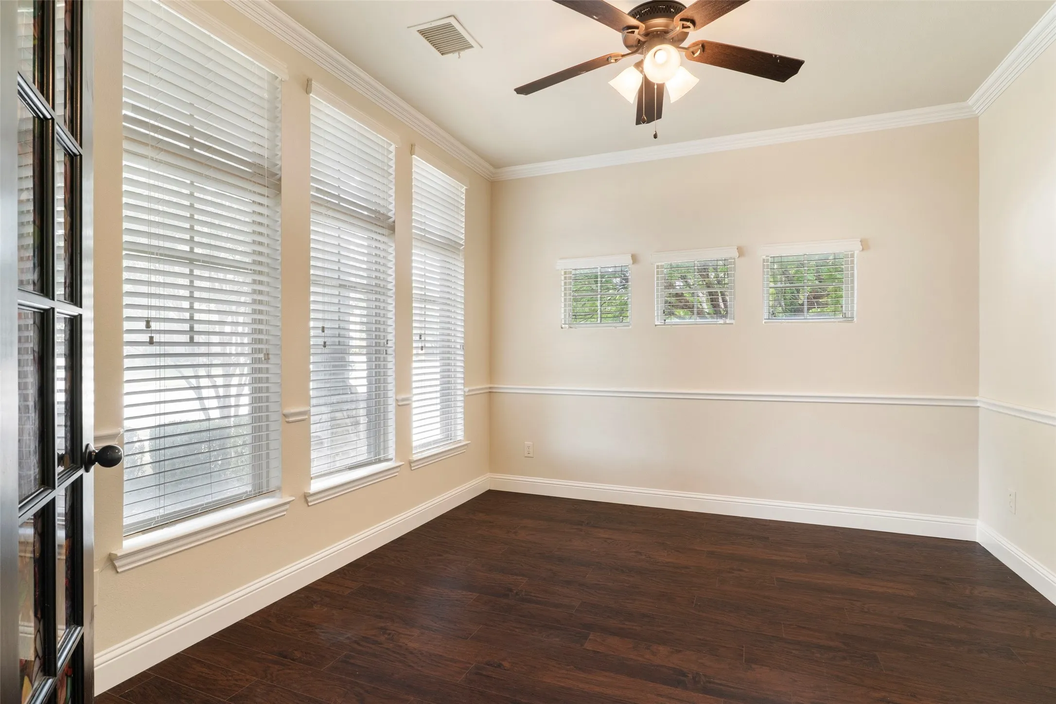 Single Family Residence For Sale in Collin County , 2264 Catherine Lane, Mc Kinney, Texas 75071, 3 Bedroom, 2 Bathroom, 2 Garage spaces, 1,810 Sqft, built in 2011, mls#21373220, Real Estate Agent in Mc Kinney, Homes For Sale in Collin county, Homes For Sale in Mc Kinney, Realtor in Mc Kinney Texas, Real Estate Brokerage Independent Realty Texas, Luminita Cordes Realtor