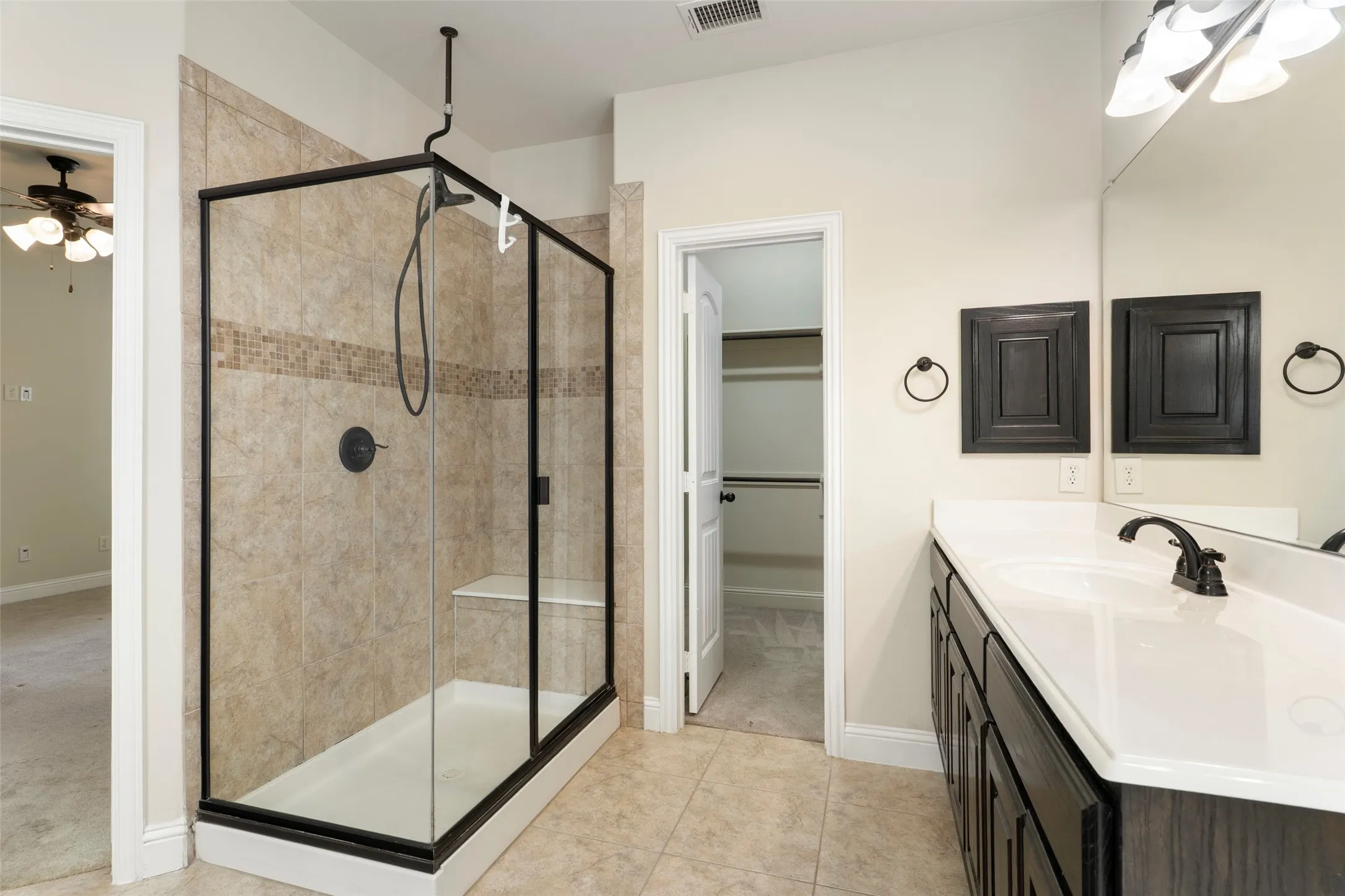 Single Family Residence For Sale in Collin County , 2264 Catherine Lane, Mc Kinney, Texas 75071, 3 Bedroom, 2 Bathroom, 2 Garage spaces, 1,810 Sqft, built in 2011, mls#21373220, Real Estate Agent in Mc Kinney, Homes For Sale in Collin county, Homes For Sale in Mc Kinney, Realtor in Mc Kinney Texas, Real Estate Brokerage Independent Realty Texas, Luminita Cordes Realtor