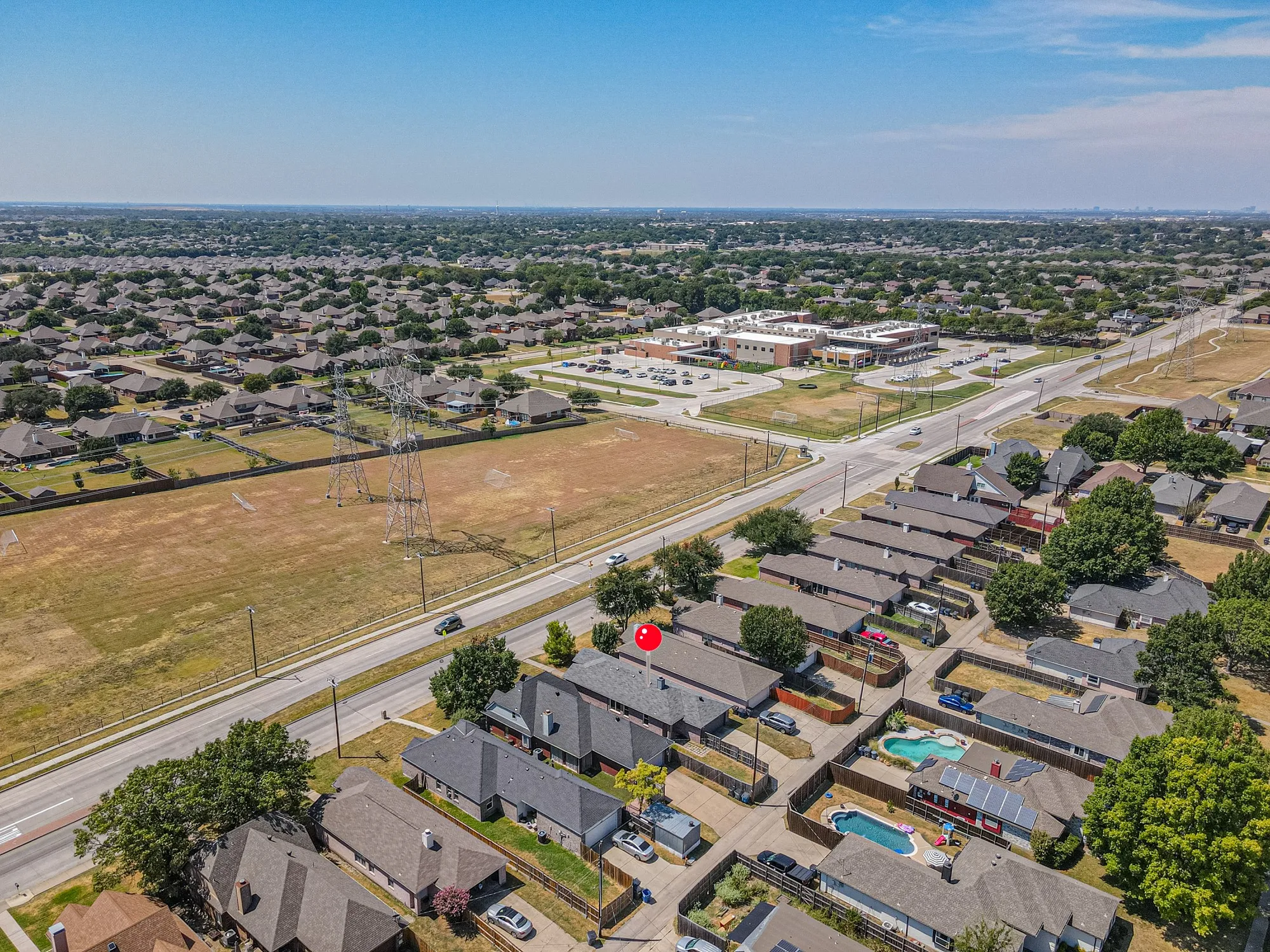 Single Family Residence For Sale in Collin County , 1403 E Brown Street, Wylie, Texas 75098, 3 Bedroom, 2 Bathroom, 2 Garage spaces, 1,389 Sqft, built in 1998, mls#21373354, Real Estate Agent in Wylie, Homes For Sale in Collin county, Homes For Sale in Wylie, Realtor in Wylie Texas, Real Estate Brokerage Independent Realty Texas, Luminita Cordes Realtor