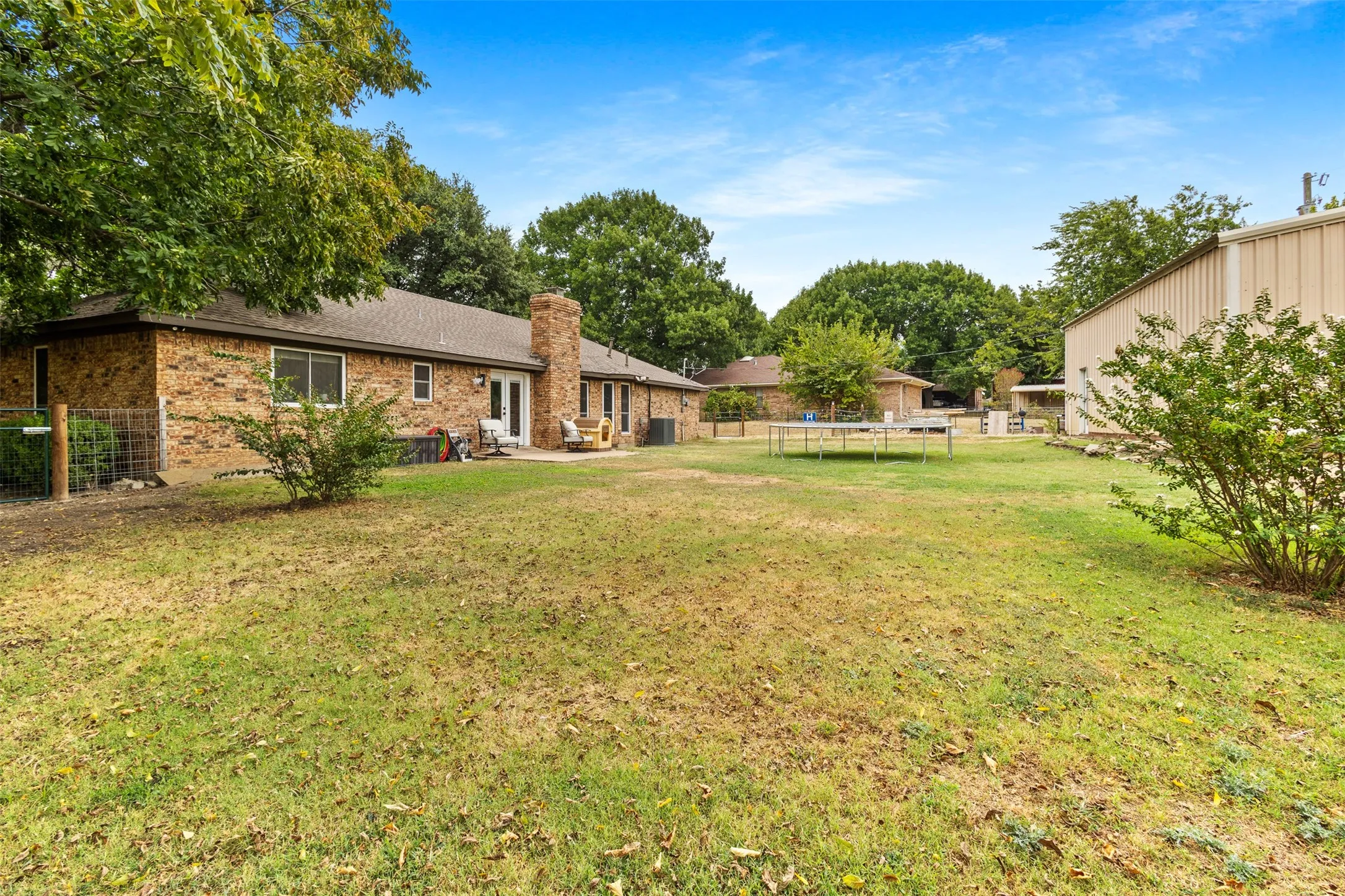 Single Family Residence For Sale in Collin County , 844 Fm 2194, Farmersville, Texas 75442, 3 Bedroom, 2 Bathroom, 2 Garage spaces, 1,710 Sqft, built in 1983, mls#21367238, Real Estate Agent in Farmersville, Homes For Sale in Collin county, Homes For Sale in Farmersville, Realtor in Farmersville Texas, Real Estate Brokerage Independent Realty Texas, Luminita Cordes Realtor