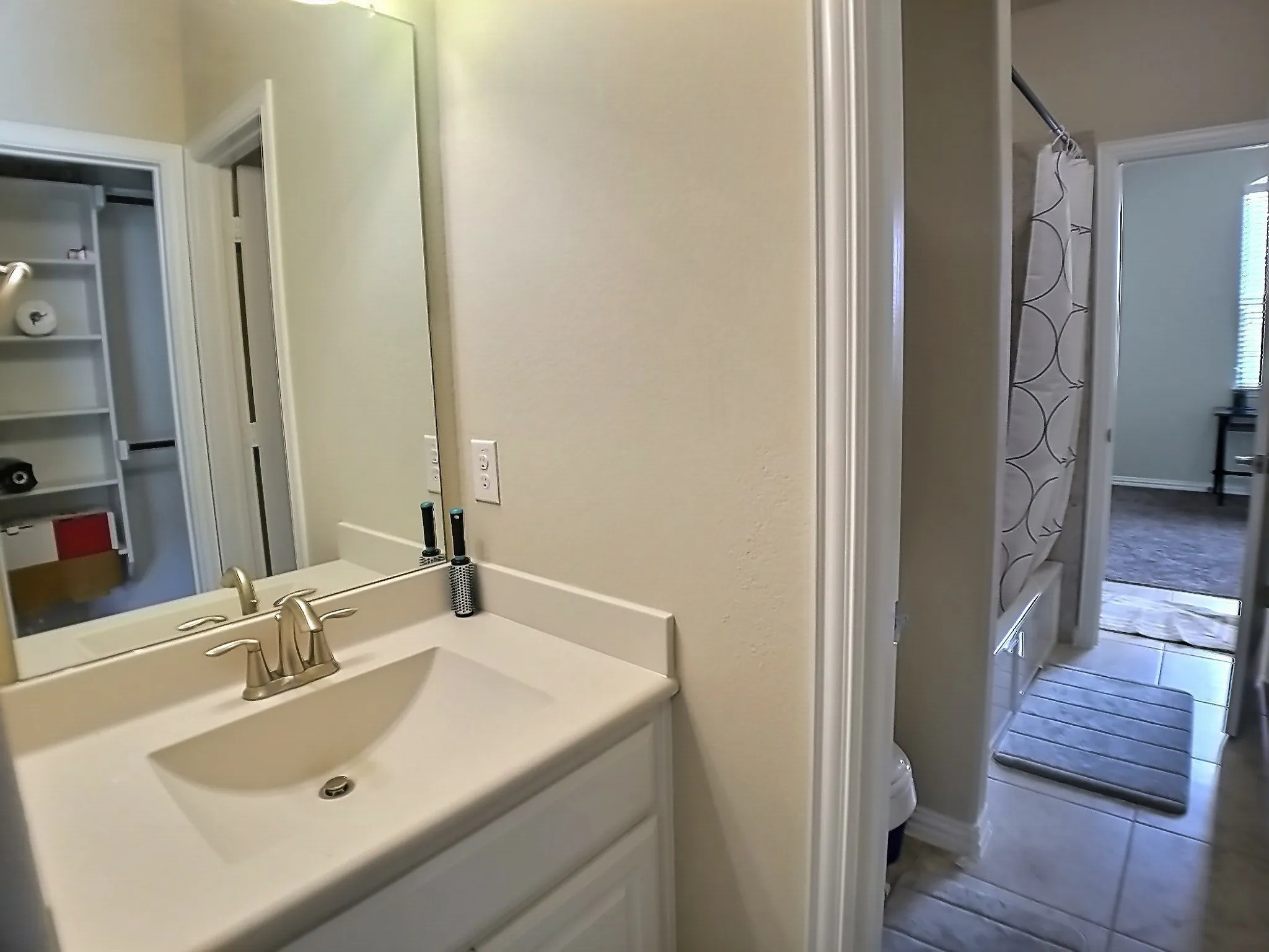Single Family Residence For Rent in Collin County , 809 Cidermont, Plano, Texas 75074, 4 Bedroom, 4 Bathroom, 2 Garage spaces, 3,002 Sqft, built in 2017, mls#21373381, Real Estate Agent in Plano, Homes For Rent in Collin county, Homes For Rent in Plano, Realtor in Plano Texas, Real Estate Brokerage Independent Realty Texas, Luminita Cordes Realtor