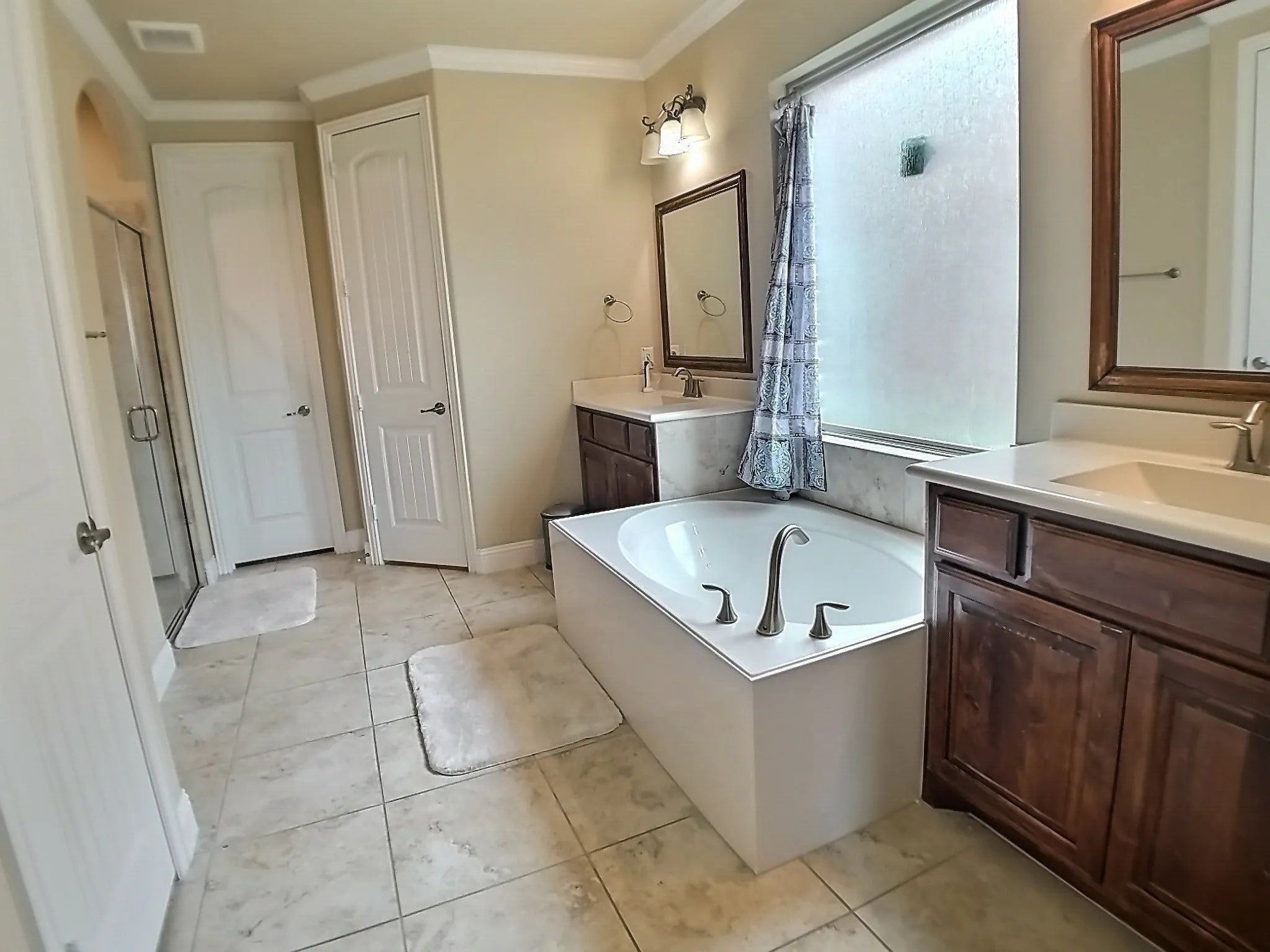 Single Family Residence For Rent in Collin County , 809 Cidermont, Plano, Texas 75074, 4 Bedroom, 4 Bathroom, 2 Garage spaces, 3,002 Sqft, built in 2017, mls#21373381, Real Estate Agent in Plano, Homes For Rent in Collin county, Homes For Rent in Plano, Realtor in Plano Texas, Real Estate Brokerage Independent Realty Texas, Luminita Cordes Realtor