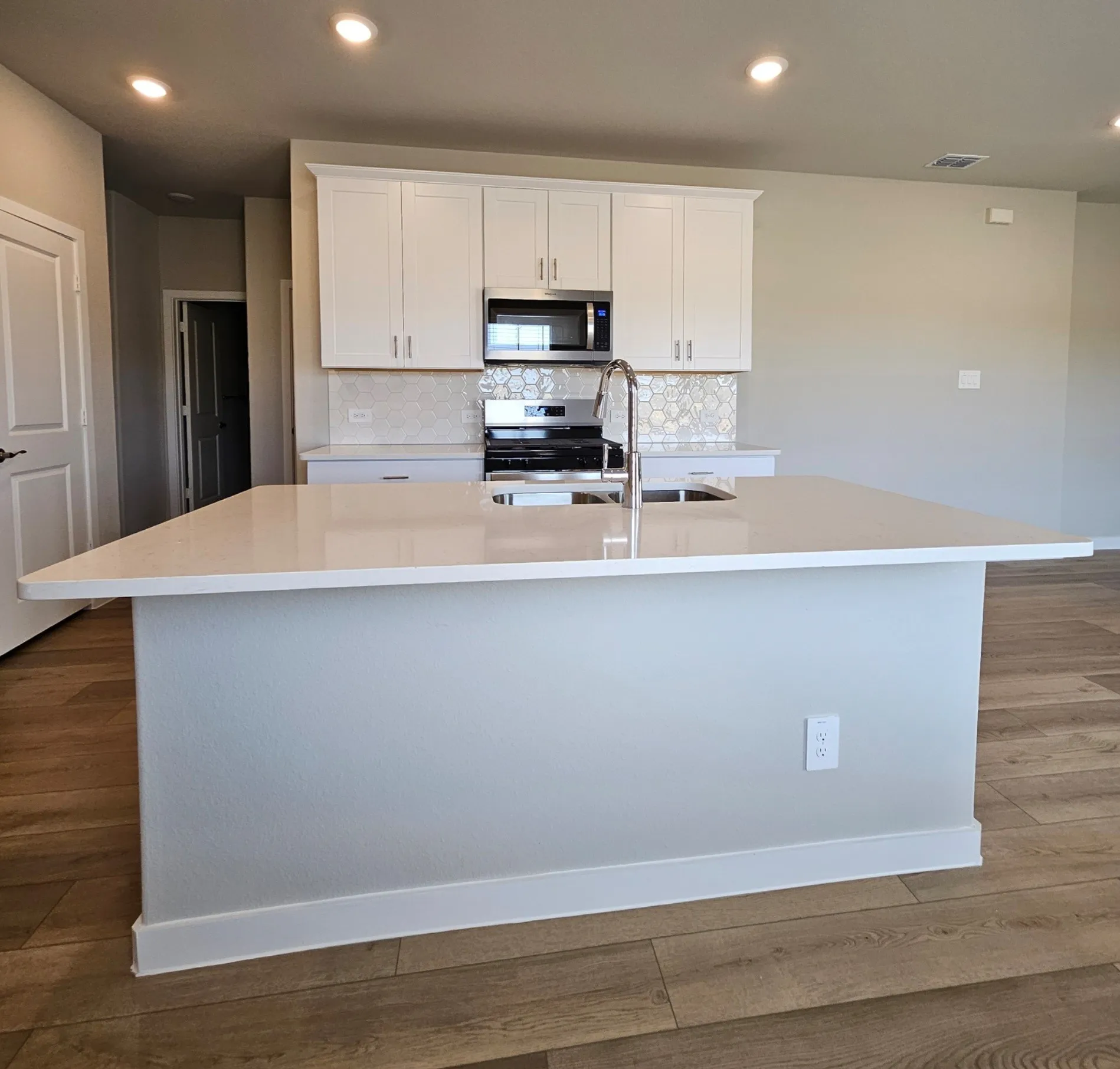 Single Family Residence For Rent in Collin County , 5208 Golden Trout Drive, Princeton, Texas 75071, 4 Bedroom, 2 Bathroom, 2 Garage spaces, 1,605 Sqft, built in 2026, mls#21373279, Real Estate Agent in Princeton, Homes For Rent in Collin county, Homes For Rent in Princeton, Realtor in Princeton Texas, Real Estate Brokerage Independent Realty Texas, Luminita Cordes Realtor