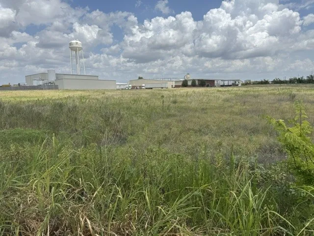 Unimproved Land For Sale in Collin County , 0000 S S COLLIN Parkway, Farmersville, Texas 75442, 0, 0, Garage spaces, 0 Sqft, built in 0, mls#21373383, Real Estate Agent in Farmersville, Homes For Sale in Collin county, Homes For Sale in Farmersville, Realtor in Farmersville Texas, Real Estate Brokerage Independent Realty Texas, Luminita Cordes Realtor
