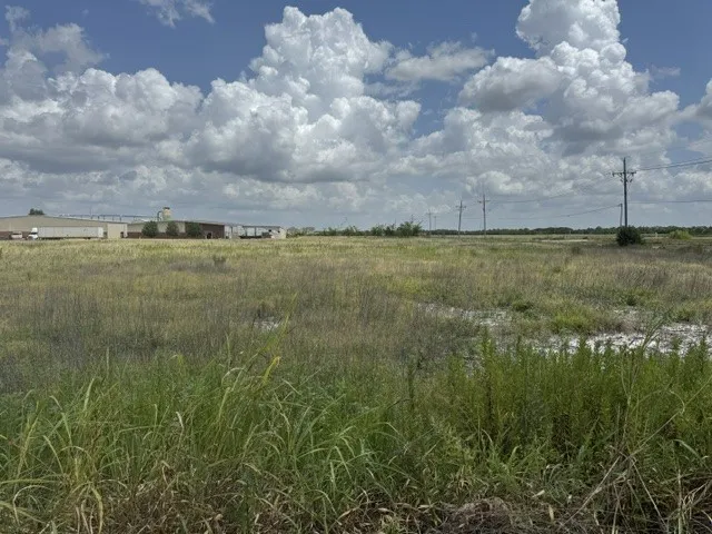 Unimproved Land For Sale in Collin County , 0000 S S COLLIN Parkway, Farmersville, Texas 75442, 0, 0, Garage spaces, 0 Sqft, built in 0, mls#21373383, Real Estate Agent in Farmersville, Homes For Sale in Collin county, Homes For Sale in Farmersville, Realtor in Farmersville Texas, Real Estate Brokerage Independent Realty Texas, Luminita Cordes Realtor