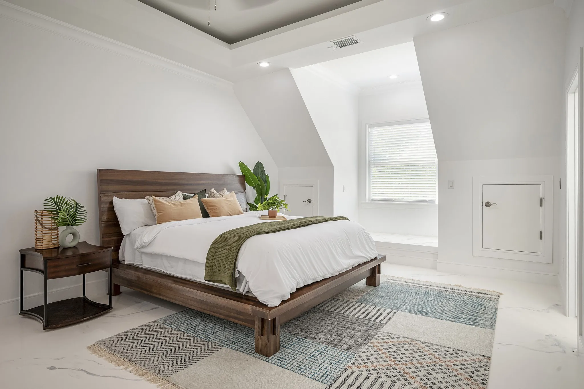 Single Family Residence For Sale in Dallas County , 2415 Amberleaf Court, Cedar Hill, Texas 75104, 13 Bedroom, 17 Bathroom, 7 Garage spaces, 17,918 Sqft, built in 2023, mls#21368582, Real Estate Agent in Cedar Hill, Homes For Sale in Dallas county, Homes For Sale in Cedar Hill, Realtor in Cedar Hill Texas, Real Estate Brokerage Independent Realty Texas, Luminita Cordes Realtor