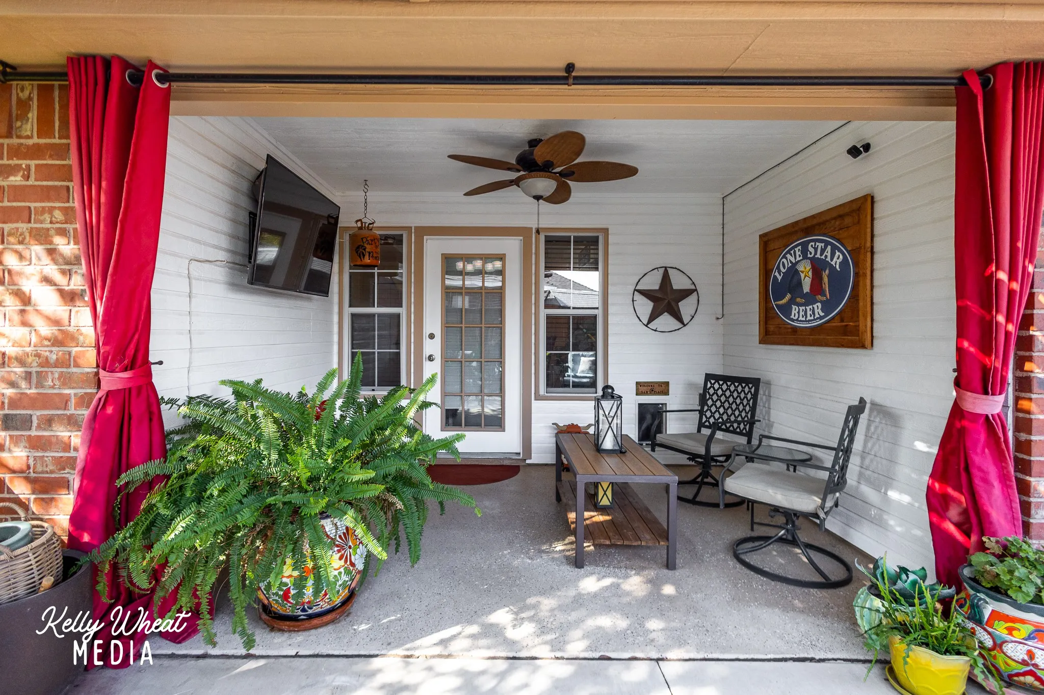 Single Family Residence For Sale in Tom Green County , 7602 Aspen Avenue, San Angelo, Texas 76904, 3 Bedroom, 2 Bathroom, 2 Garage spaces, 1,571 Sqft, built in 1999, mls#21373392, Real Estate Agent in San Angelo, Homes For Sale in Tom Green county, Homes For Sale in San Angelo, Realtor in San Angelo Texas, Real Estate Brokerage Independent Realty Texas, Luminita Cordes Realtor
