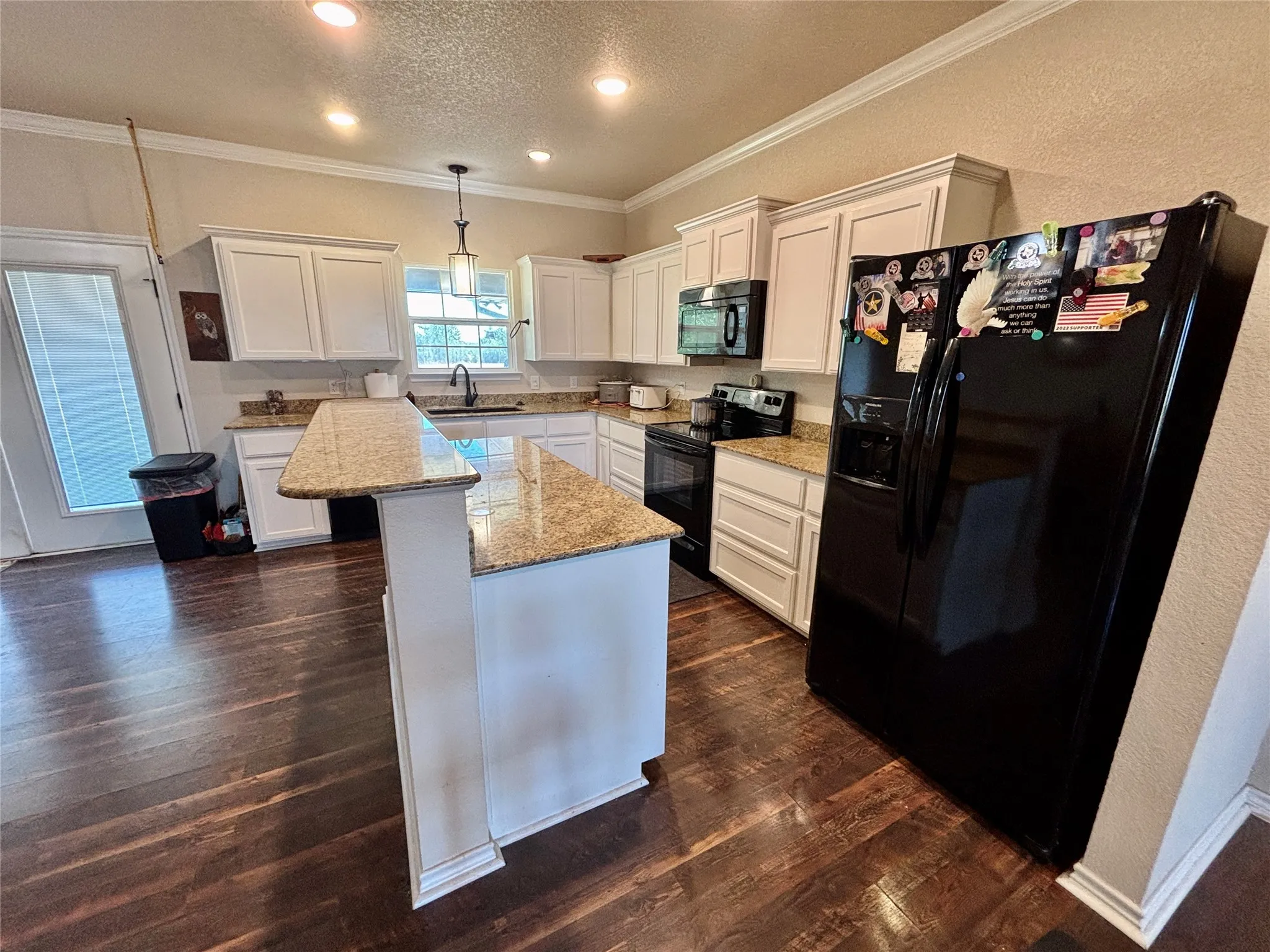 Single Family Residence For Sale in Coryell County , 3740 County Road 127, Gatesville, Texas 76528, 3 Bedroom, 2 Bathroom, Garage spaces, 1,716 Sqft, built in 2017, mls#21371970, Real Estate Agent in Gatesville, Homes For Sale in Coryell county, Homes For Sale in Gatesville, Realtor in Gatesville Texas, Real Estate Brokerage Independent Realty Texas, Luminita Cordes Realtor