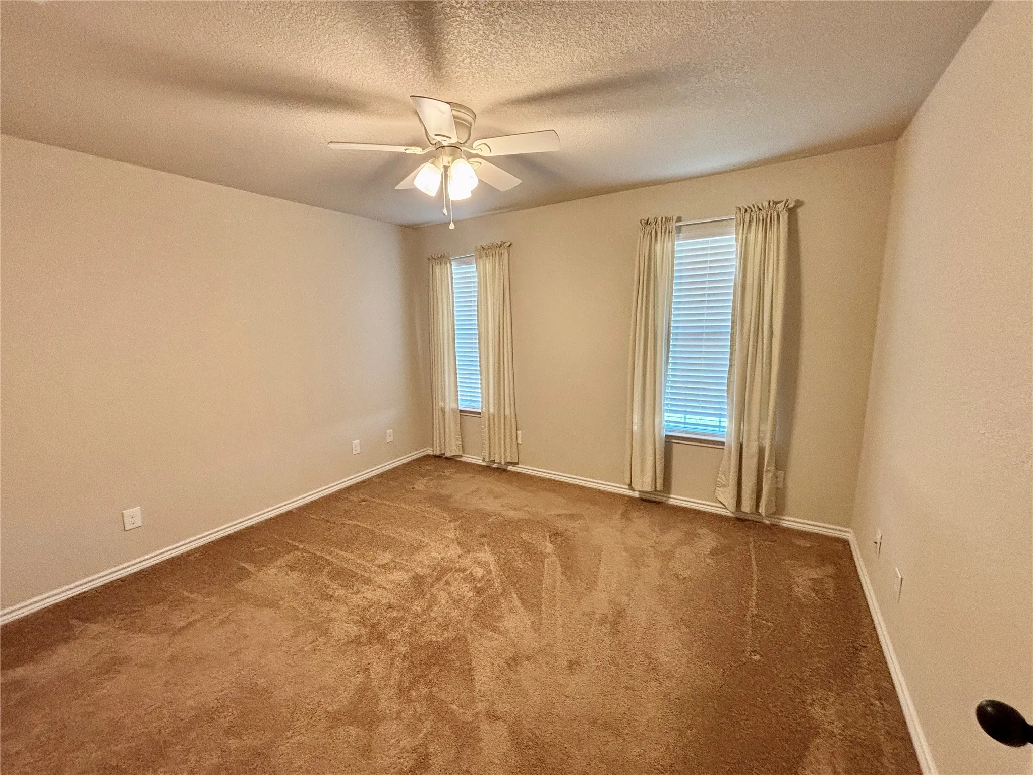 Single Family Residence For Sale in Coryell County , 3740 County Road 127, Gatesville, Texas 76528, 3 Bedroom, 2 Bathroom, Garage spaces, 1,716 Sqft, built in 2017, mls#21371970, Real Estate Agent in Gatesville, Homes For Sale in Coryell county, Homes For Sale in Gatesville, Realtor in Gatesville Texas, Real Estate Brokerage Independent Realty Texas, Luminita Cordes Realtor