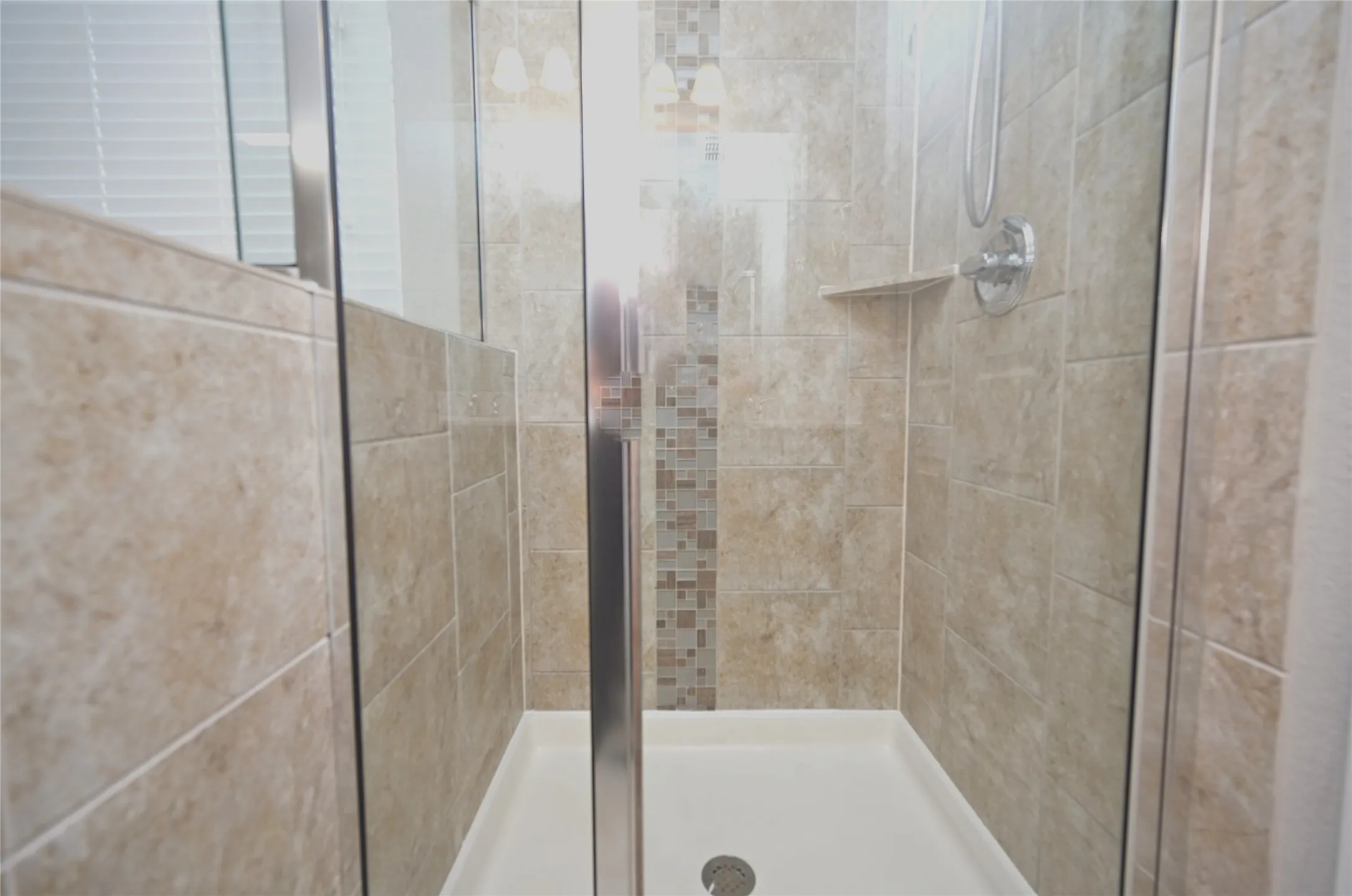 Single Family Residence For Sale in Tarrant County , 9212 Glen Mills Trail, Fort Worth, Texas 76179, 3 Bedroom, 2 Bathroom, 2 Garage spaces, 1,882 Sqft, built in 2017, mls#21360632, Real Estate Agent in Fort Worth, Homes For Sale in Tarrant county, Homes For Sale in Fort Worth, Realtor in Fort Worth Texas, Real Estate Brokerage Independent Realty Texas, Luminita Cordes Realtor