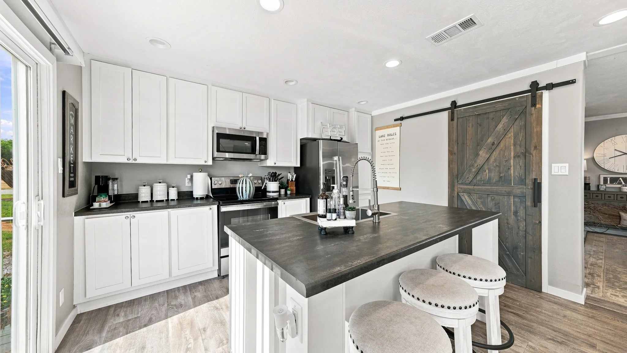 299 Rock Creek Rd