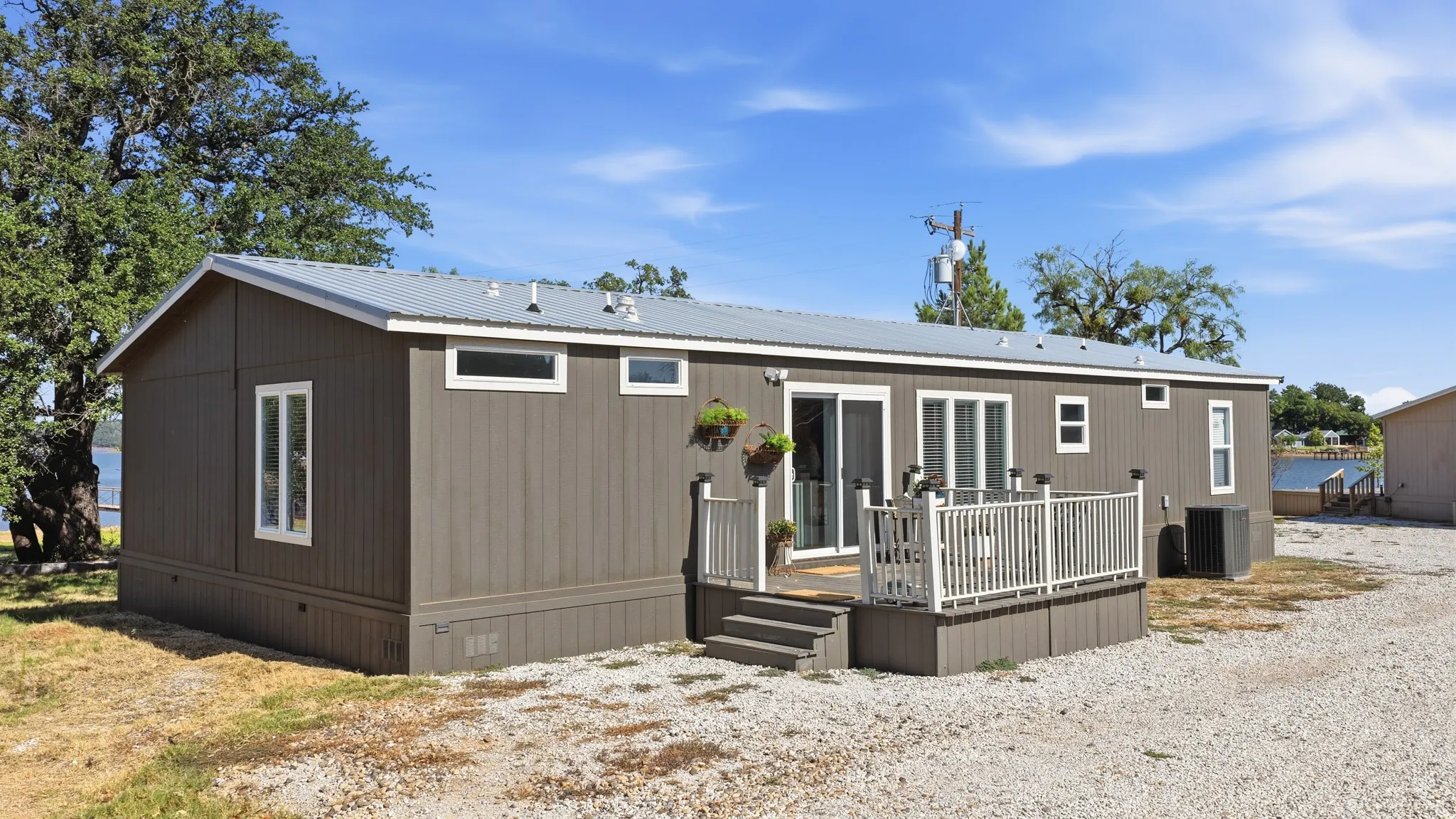 299 Rock Creek Rd