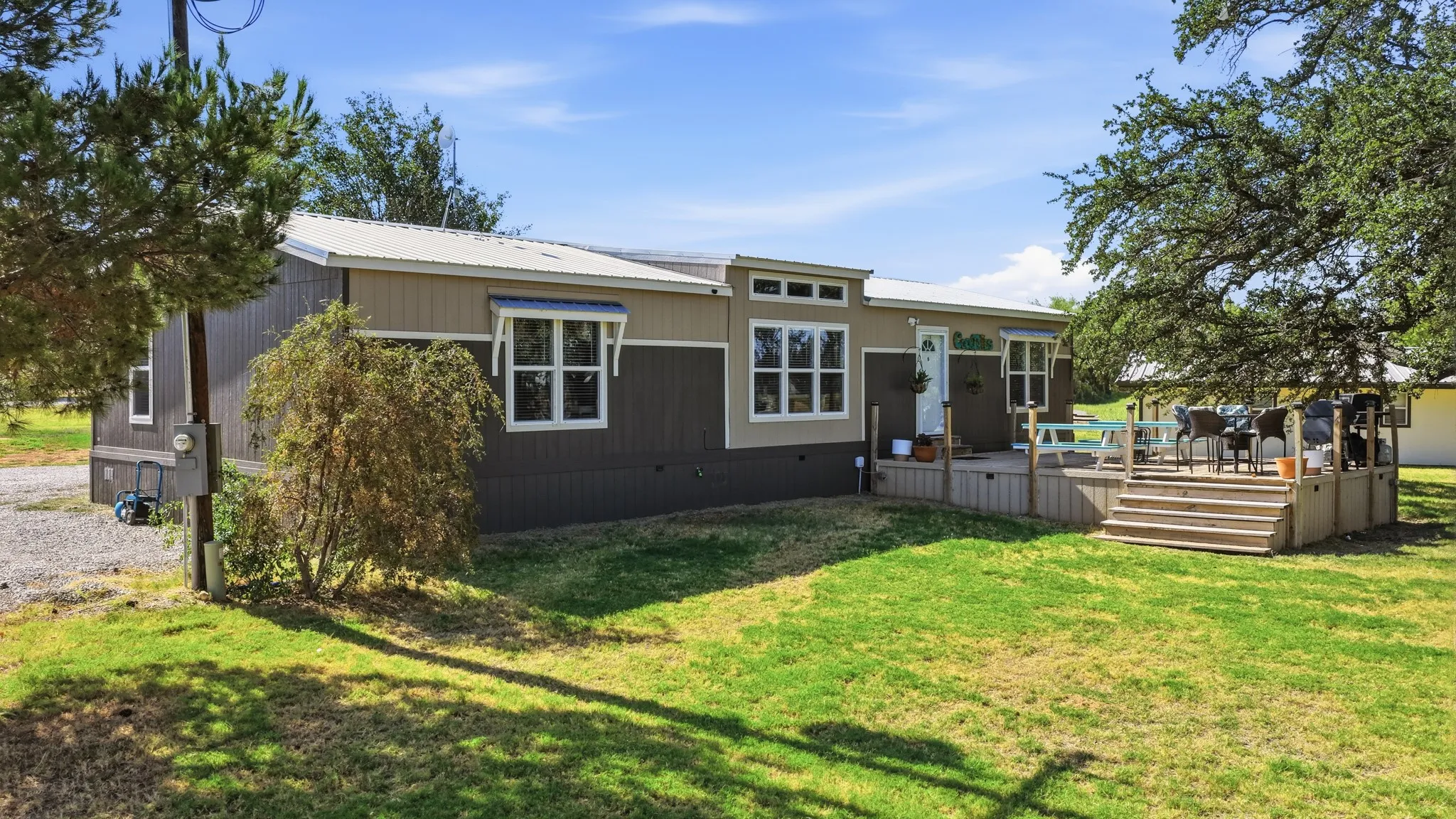 299 Rock Creek Rd