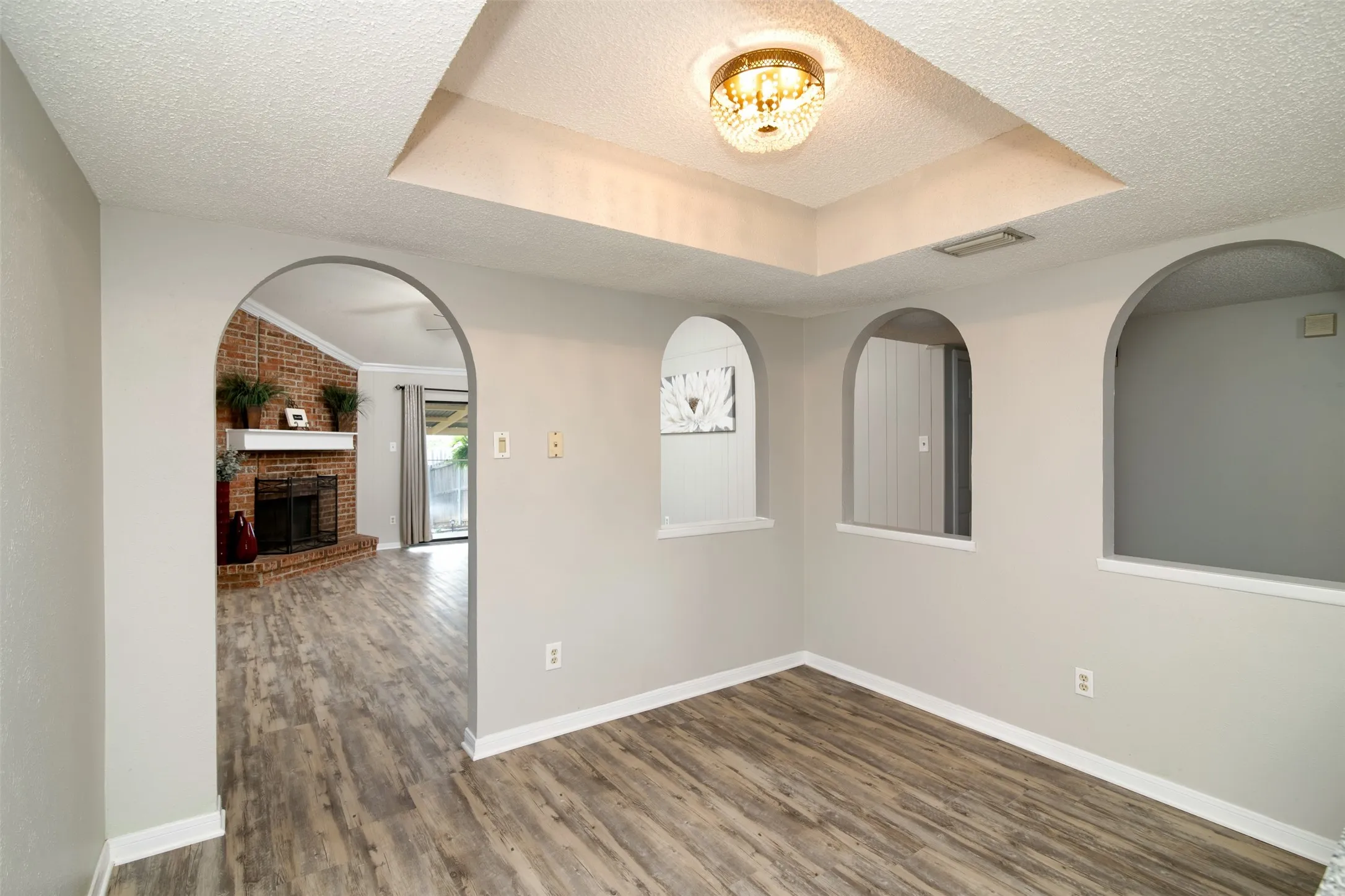 Single Family Residence For Rent in Dallas County , 2937 Carnaby Lane, Garland, Texas 75044, 3 Bedroom, 2 Bathroom, 2 Garage spaces, 1,410 Sqft, built in 1978, mls#21373402, Real Estate Agent in Garland, Homes For Rent in Dallas county, Homes For Rent in Garland, Realtor in Garland Texas, Real Estate Brokerage Independent Realty Texas, Luminita Cordes Realtor