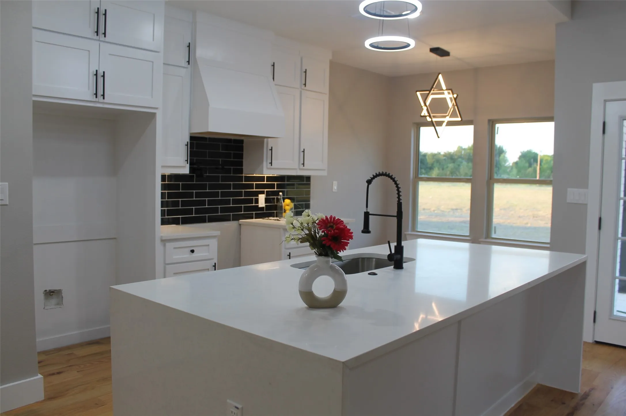 Single Family Residence For Sale in Henderson County , 113 Scenic Road, Trinidad, Texas 75163, 3 Bedroom, 2 Bathroom, 2 Garage spaces, 1,796 Sqft, built in 2026, mls#21373408, Real Estate Agent in Trinidad, Homes For Sale in Henderson county, Homes For Sale in Trinidad, Realtor in Trinidad Texas, Real Estate Brokerage Independent Realty Texas, Luminita Cordes Realtor