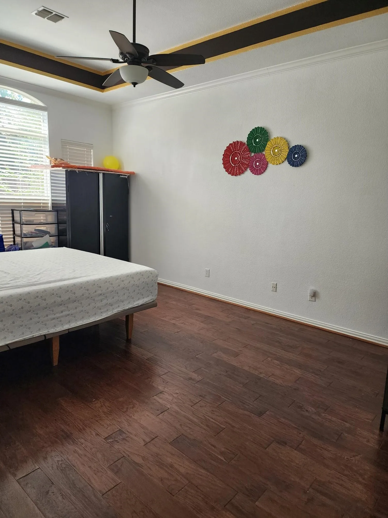 Single Family Residence For Rent in Dallas County , 7701 Brookview Court, Irving, Texas 75063, 3 Bedroom, 4 Bathroom, 2 Garage spaces, 2,829 Sqft, built in 1999, mls#21373413, Real Estate Agent in Irving, Homes For Rent in Dallas county, Homes For Rent in Irving, Realtor in Irving Texas, Real Estate Brokerage Independent Realty Texas, Luminita Cordes Realtor