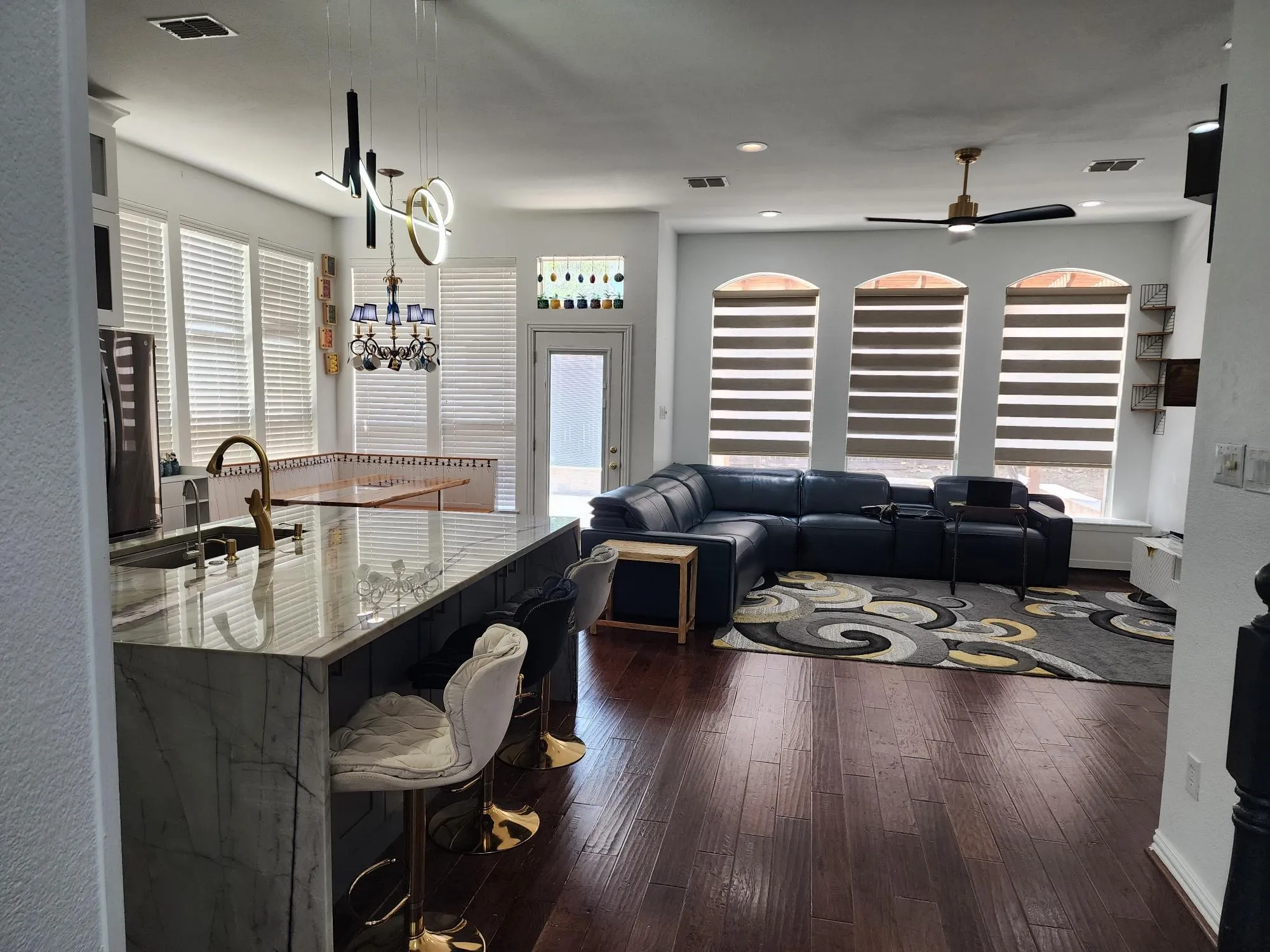 Single Family Residence For Rent in Dallas County , 7701 Brookview Court, Irving, Texas 75063, 3 Bedroom, 4 Bathroom, 2 Garage spaces, 2,829 Sqft, built in 1999, mls#21373413, Real Estate Agent in Irving, Homes For Rent in Dallas county, Homes For Rent in Irving, Realtor in Irving Texas, Real Estate Brokerage Independent Realty Texas, Luminita Cordes Realtor