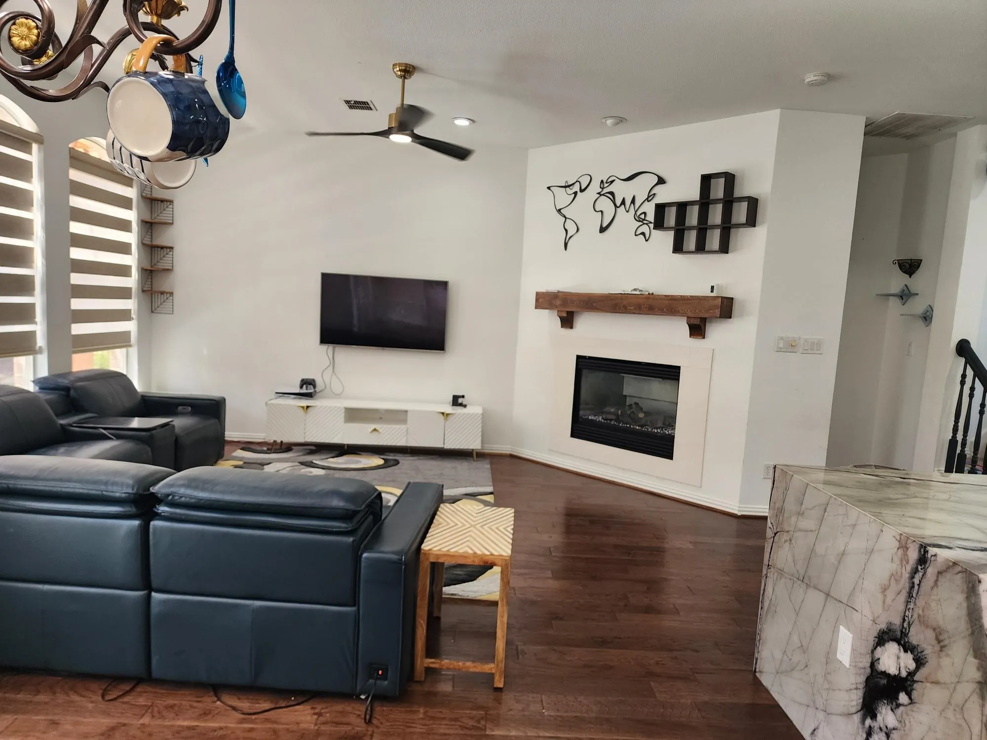 Single Family Residence For Rent in Dallas County , 7701 Brookview Court, Irving, Texas 75063, 3 Bedroom, 4 Bathroom, 2 Garage spaces, 2,829 Sqft, built in 1999, mls#21373413, Real Estate Agent in Irving, Homes For Rent in Dallas county, Homes For Rent in Irving, Realtor in Irving Texas, Real Estate Brokerage Independent Realty Texas, Luminita Cordes Realtor