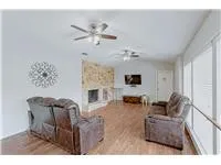 50% OFF your rent for the next 4 months* PLUS $99 app & admin fee! * On select homes