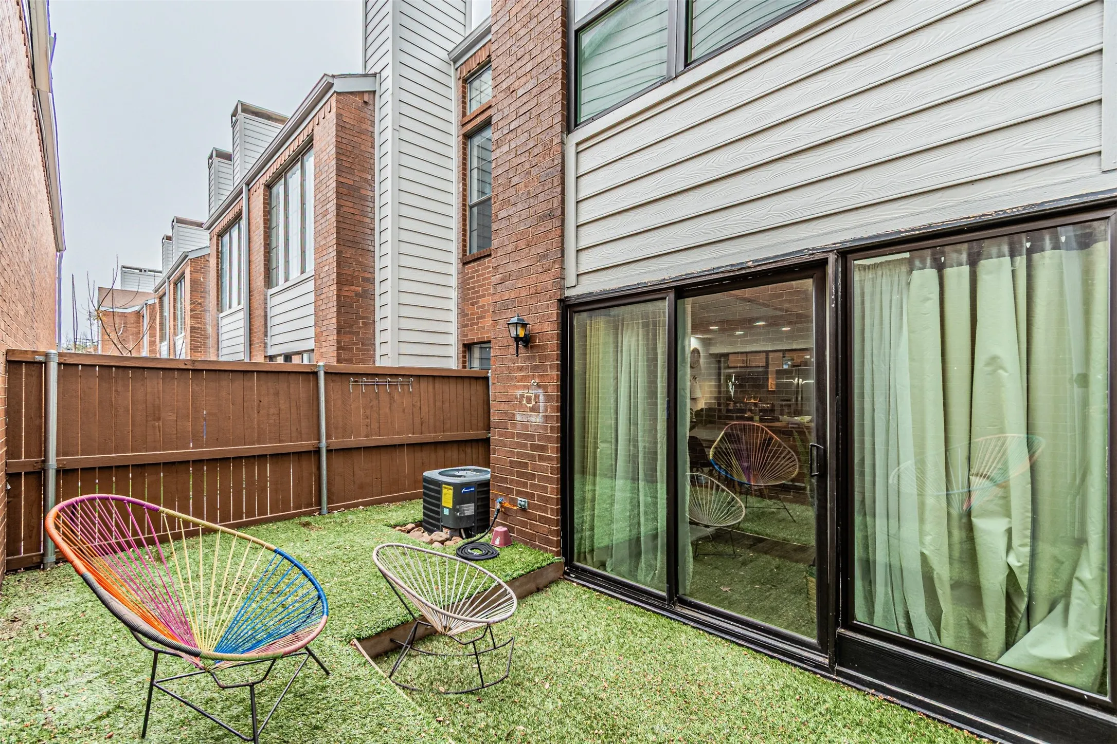 Condominium For Rent in Dallas County , 5100 Verde Valley Lane 107, Dallas, Texas 75254, 2 Bedroom, 2 Bathroom, Garage spaces, 1,013 Sqft, built in 1982, mls#21373420, Real Estate Agent in Dallas, Homes For Rent in Dallas county, Homes For Rent in Dallas, Realtor in Dallas Texas, Real Estate Brokerage Independent Realty Texas, Luminita Cordes Realtor
