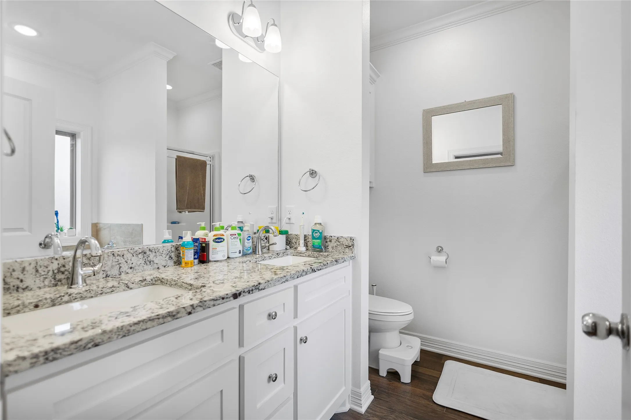 Single Family Residence For Sale in Smith County , 114 Rose Row, Winona, Texas 75792, 3 Bedroom, 2 Bathroom, 1 Garage spaces, 1,635 Sqft, built in 2022, mls#21373425, Real Estate Agent in Winona, Homes For Sale in Smith county, Homes For Sale in Winona, Realtor in Winona Texas, Real Estate Brokerage Independent Realty Texas, Luminita Cordes Realtor