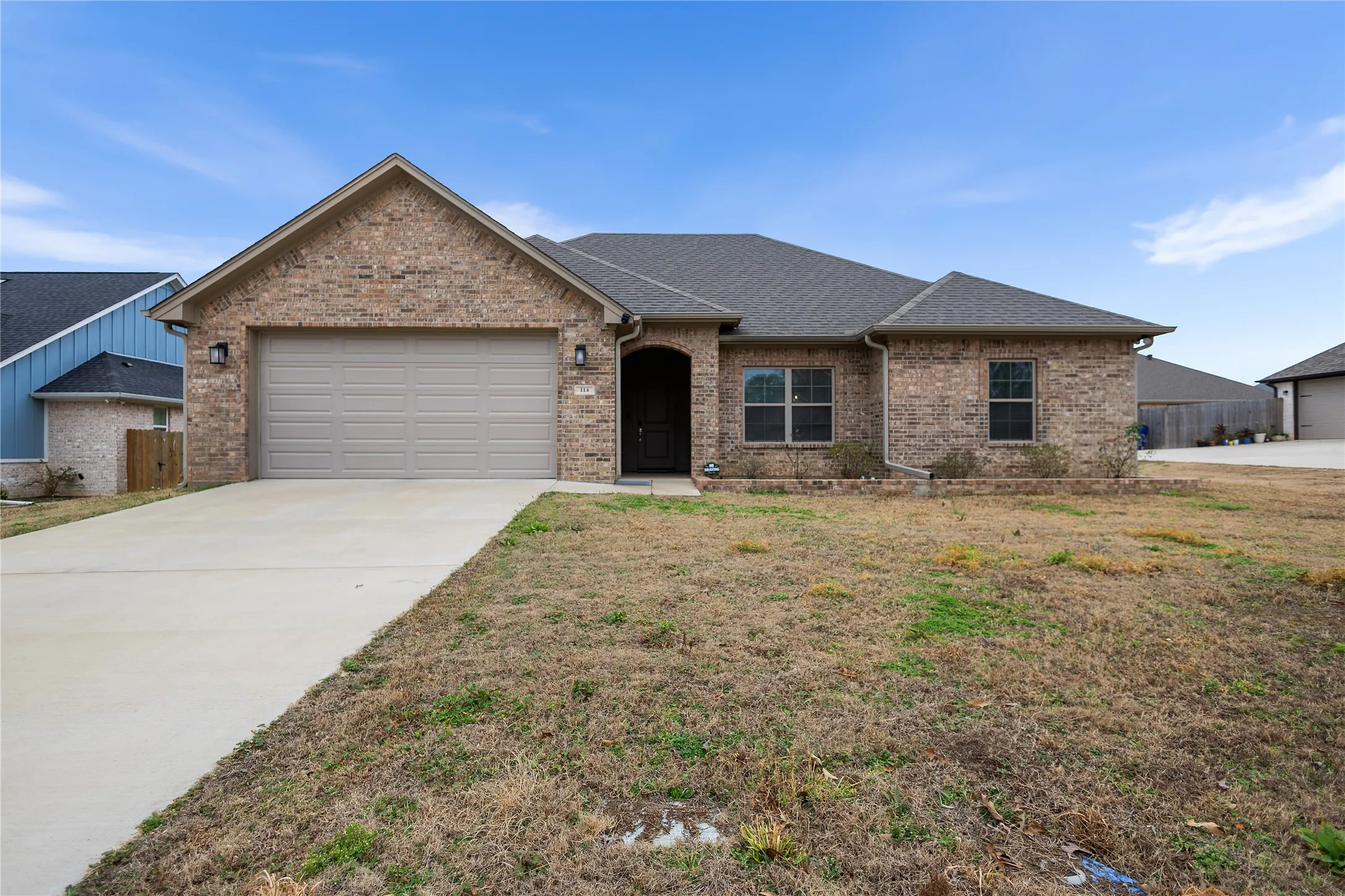 Single Family Residence For Sale in Smith County , 114 Rose Row, Winona, Texas 75792, 3 Bedroom, 2 Bathroom, 1 Garage spaces, 1,635 Sqft, built in 2022, mls#21373425, Real Estate Agent in Winona, Homes For Sale in Smith county, Homes For Sale in Winona, Realtor in Winona Texas, Real Estate Brokerage Independent Realty Texas, Luminita Cordes Realtor