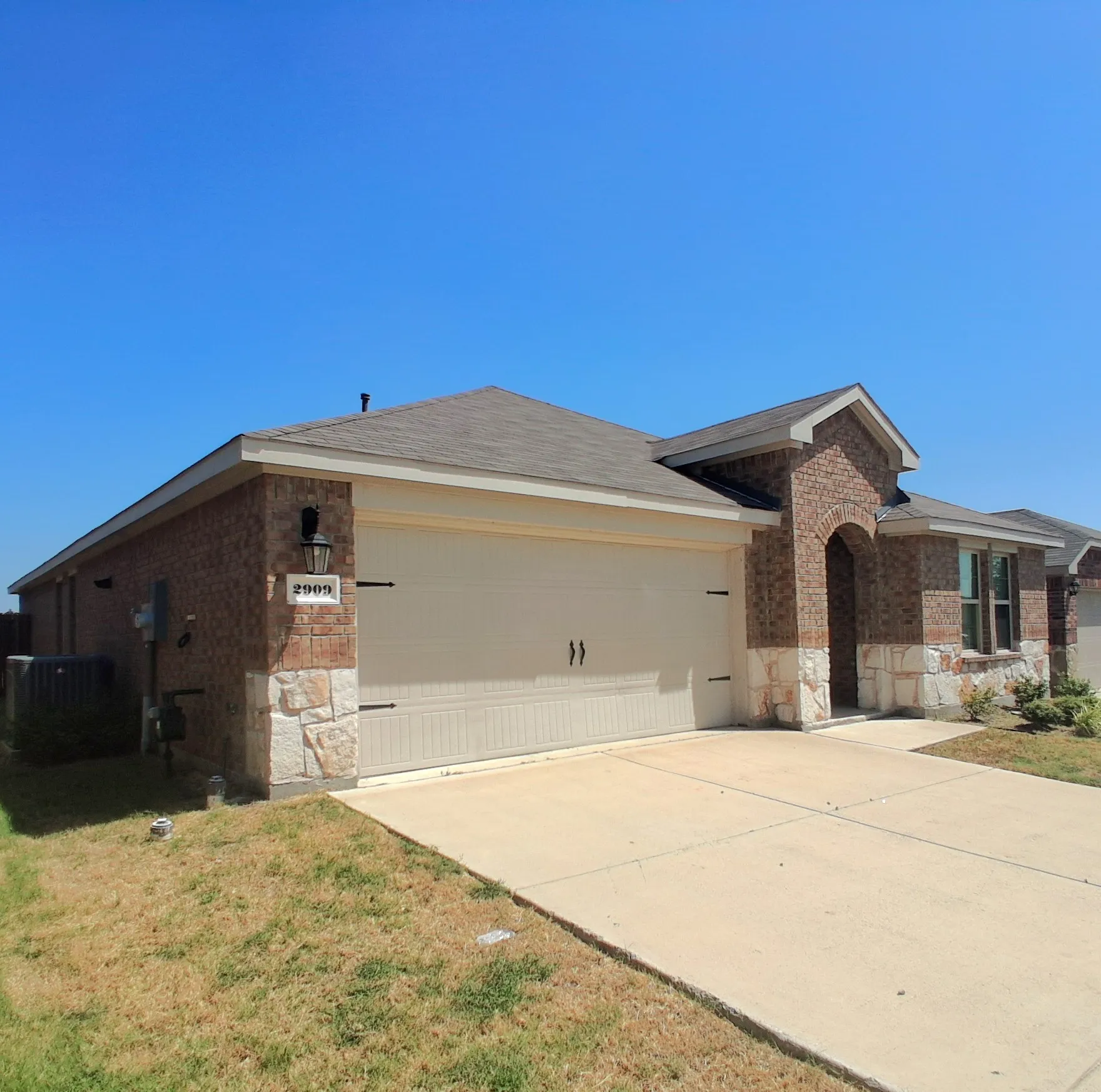 Single Family Residence For Sale in Hunt County , 2909 Shoemaker Drive, Josephine, Texas 75189, 4 Bedroom, 2 Bathroom, 2 Garage spaces, 1,917 Sqft, built in 2022, mls#21369727, Real Estate Agent in Josephine, Homes For Sale in Hunt county, Homes For Sale in Josephine, Realtor in Josephine Texas, Real Estate Brokerage Independent Realty Texas, Luminita Cordes Realtor