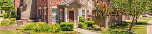 Receive up to 8 Weeks FREE!1 and 3 Bedrooms Receive 8 Weeks FREE2 Bedrooms Receive 6 Weeks FREE*Restrictions apply.