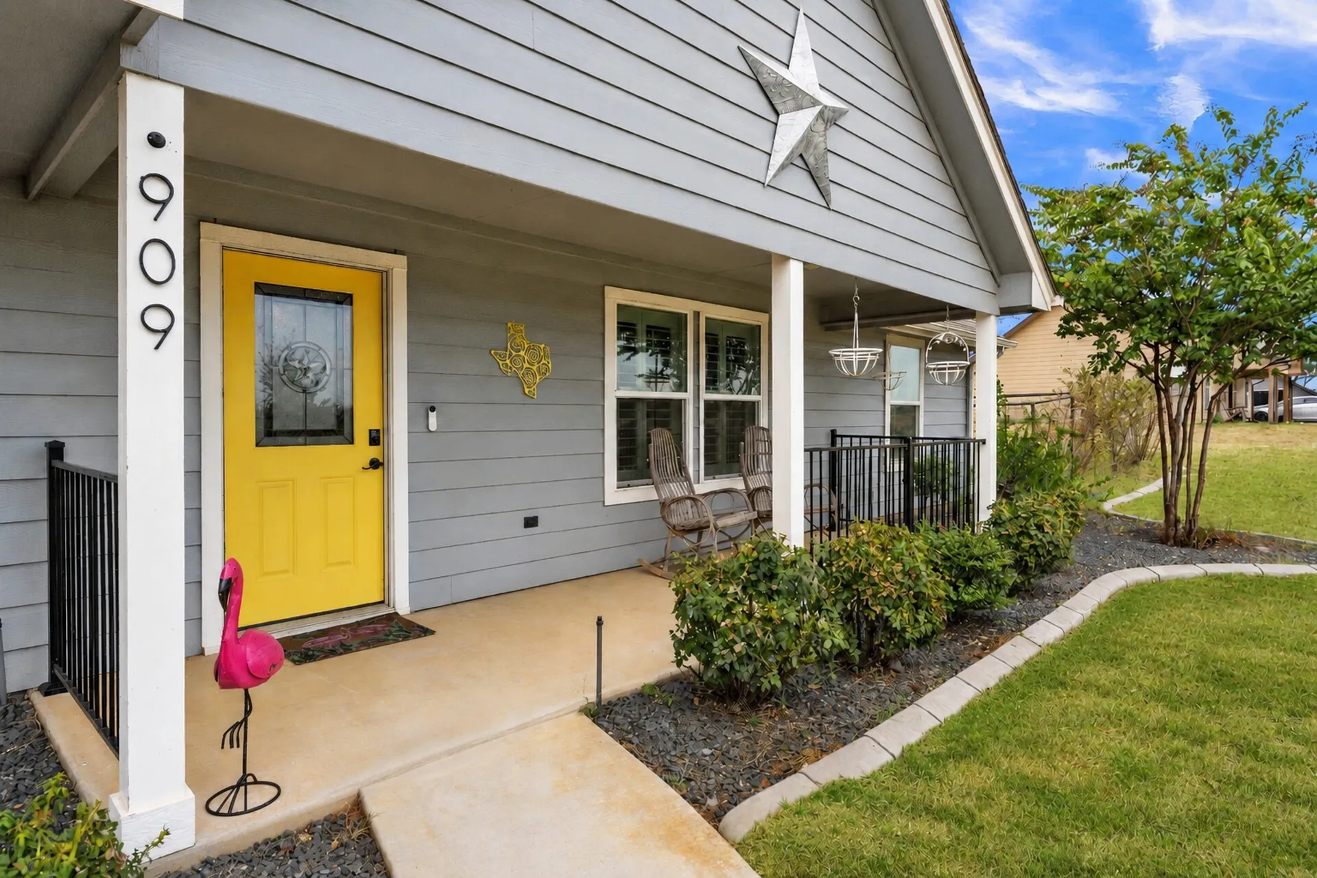 Single Family Residence For Sale in Parker County , 909 Erwin Road, Poolville, Texas 76487, 3 Bedroom, 2 Bathroom, 2 Garage spaces, 1,456 Sqft, built in 2022, mls#21372661, Real Estate Agent in Poolville, Homes For Sale in Parker county, Homes For Sale in Poolville, Realtor in Poolville Texas, Real Estate Brokerage Independent Realty Texas, Luminita Cordes Realtor